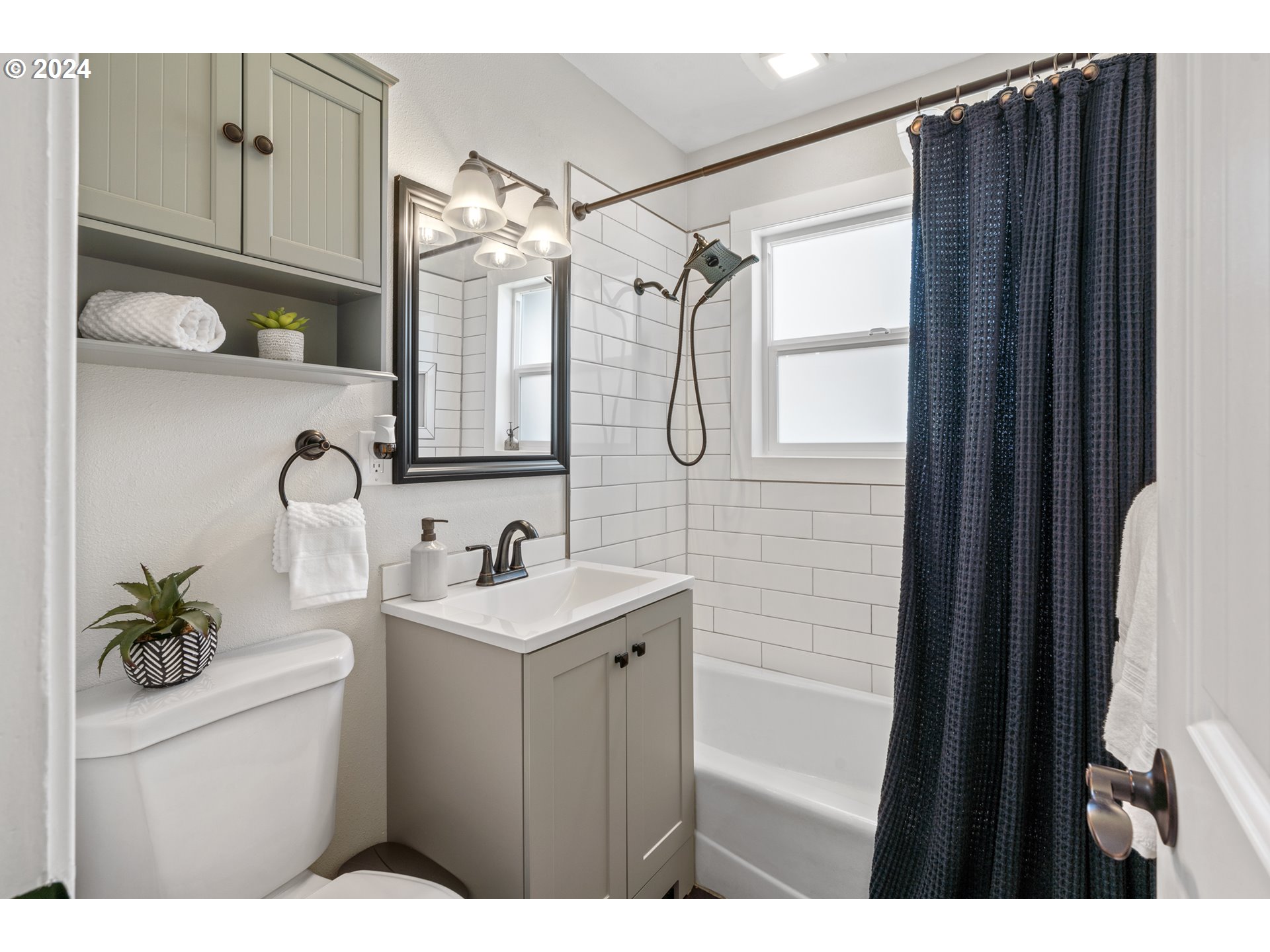 9918 SE HOLGATE BLVD