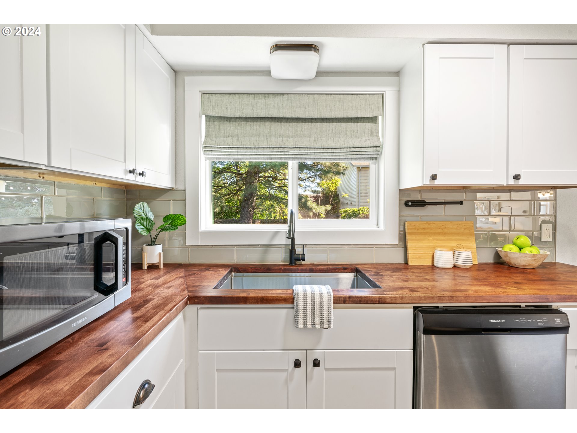 9918 SE HOLGATE BLVD