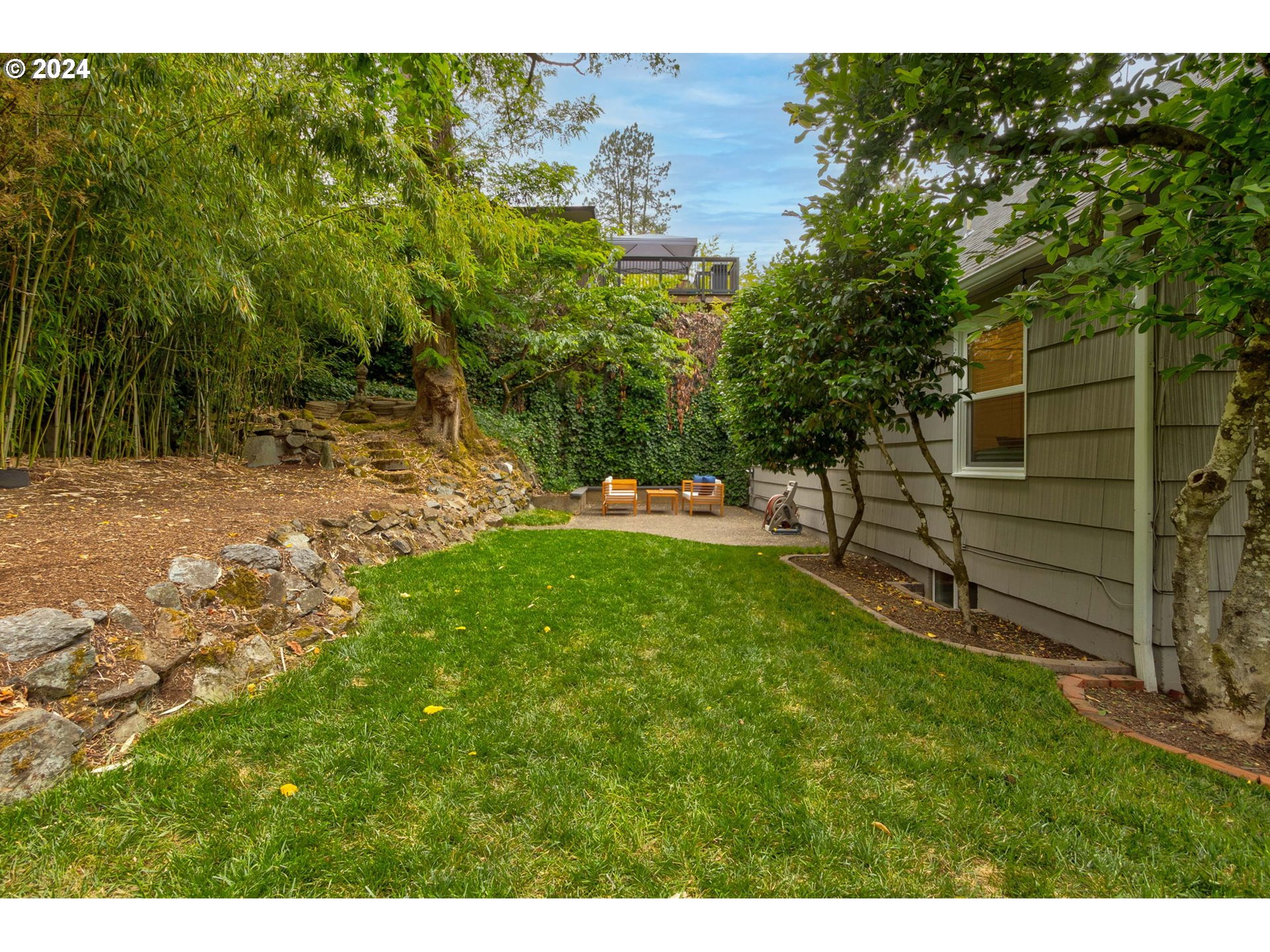 810 McGilchrist ST SE