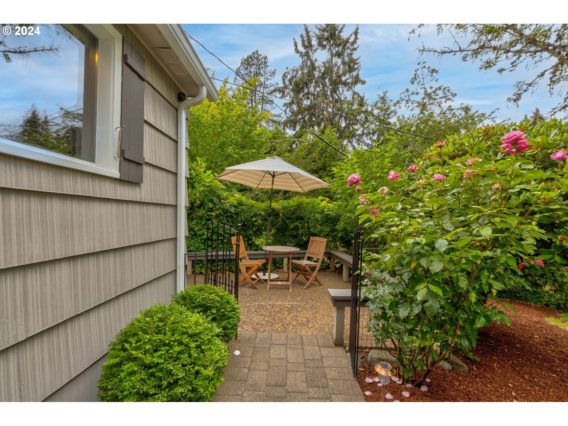 810 McGilchrist ST SE