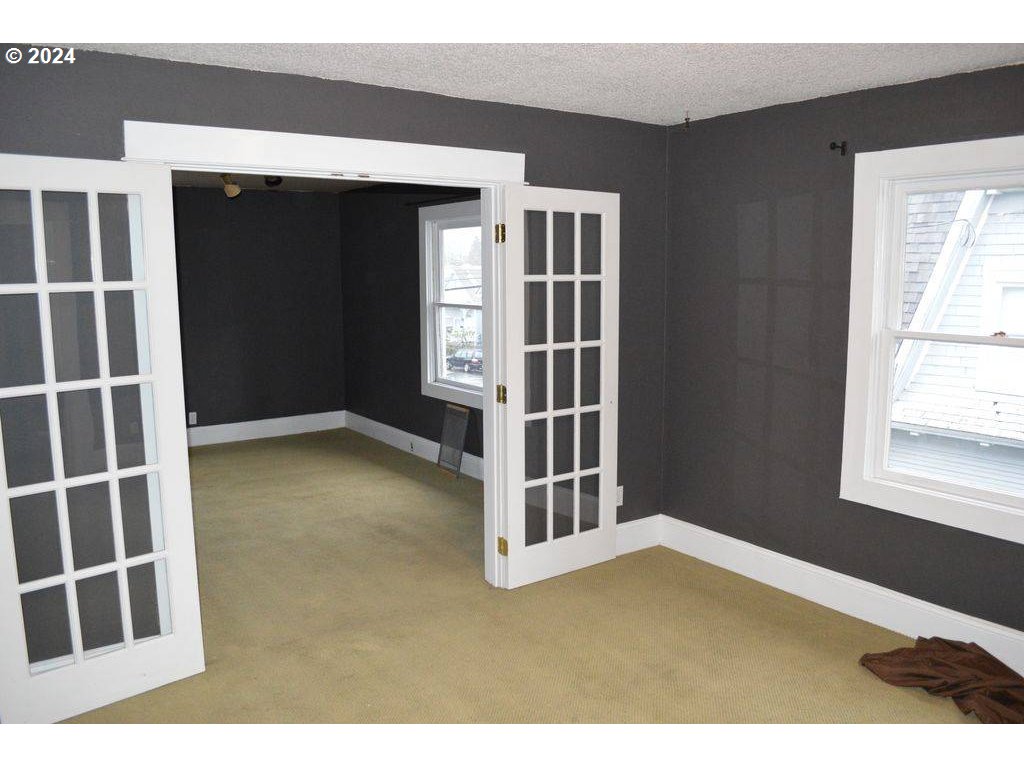 113 NE SACRAMENTO ST