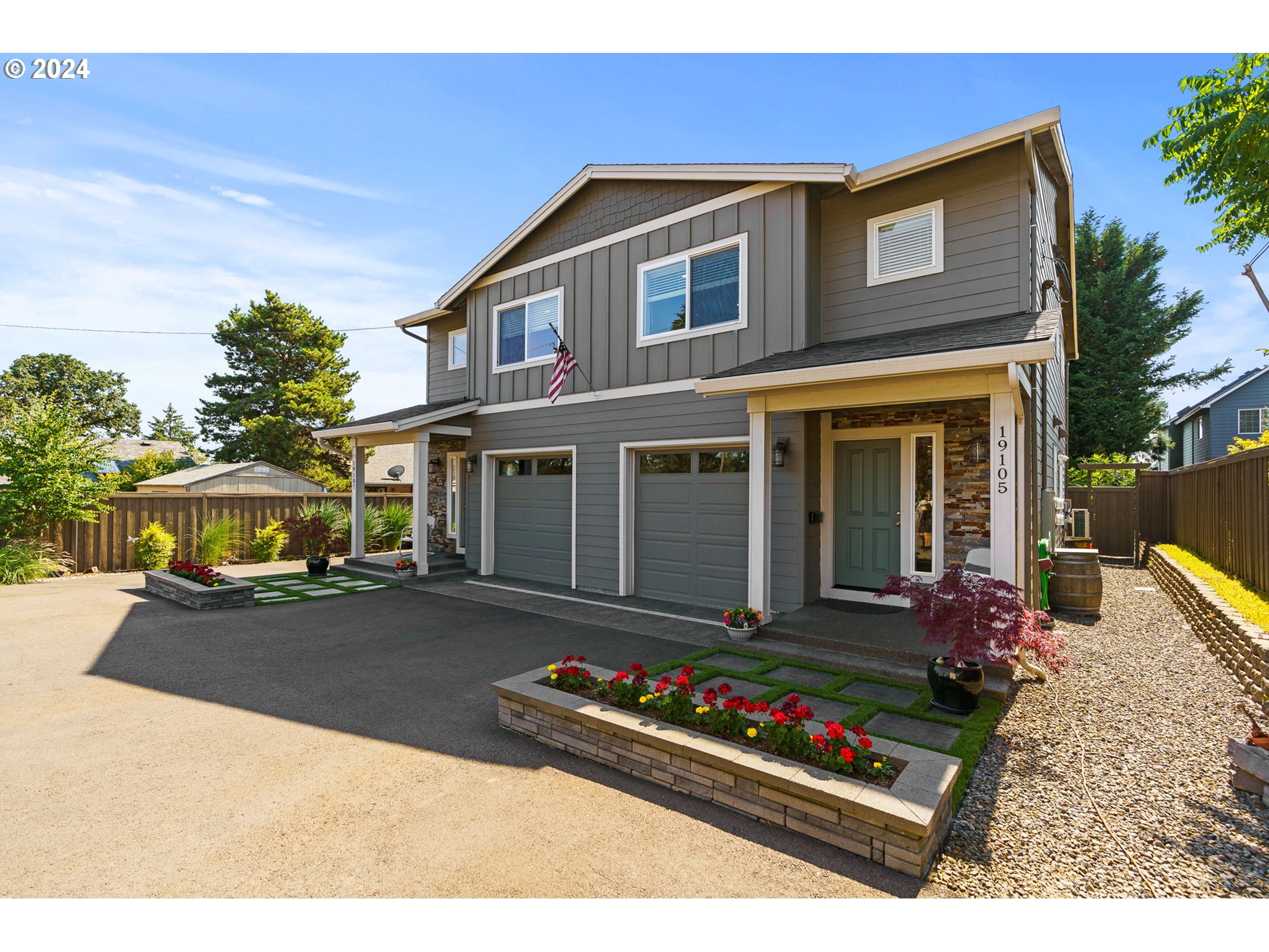 19105 19107 SE OATFIELD RD