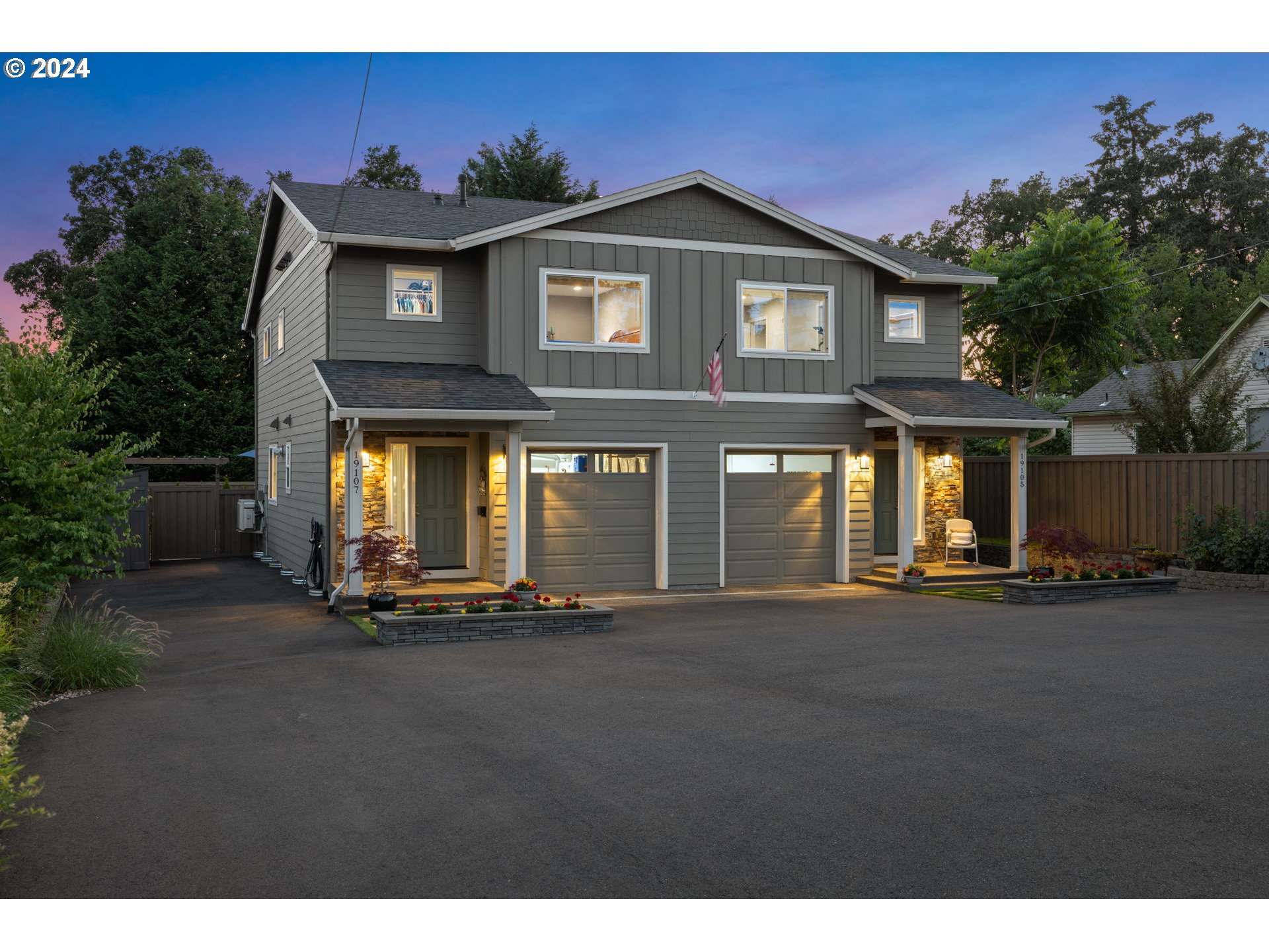 19105 19107 SE OATFIELD RD