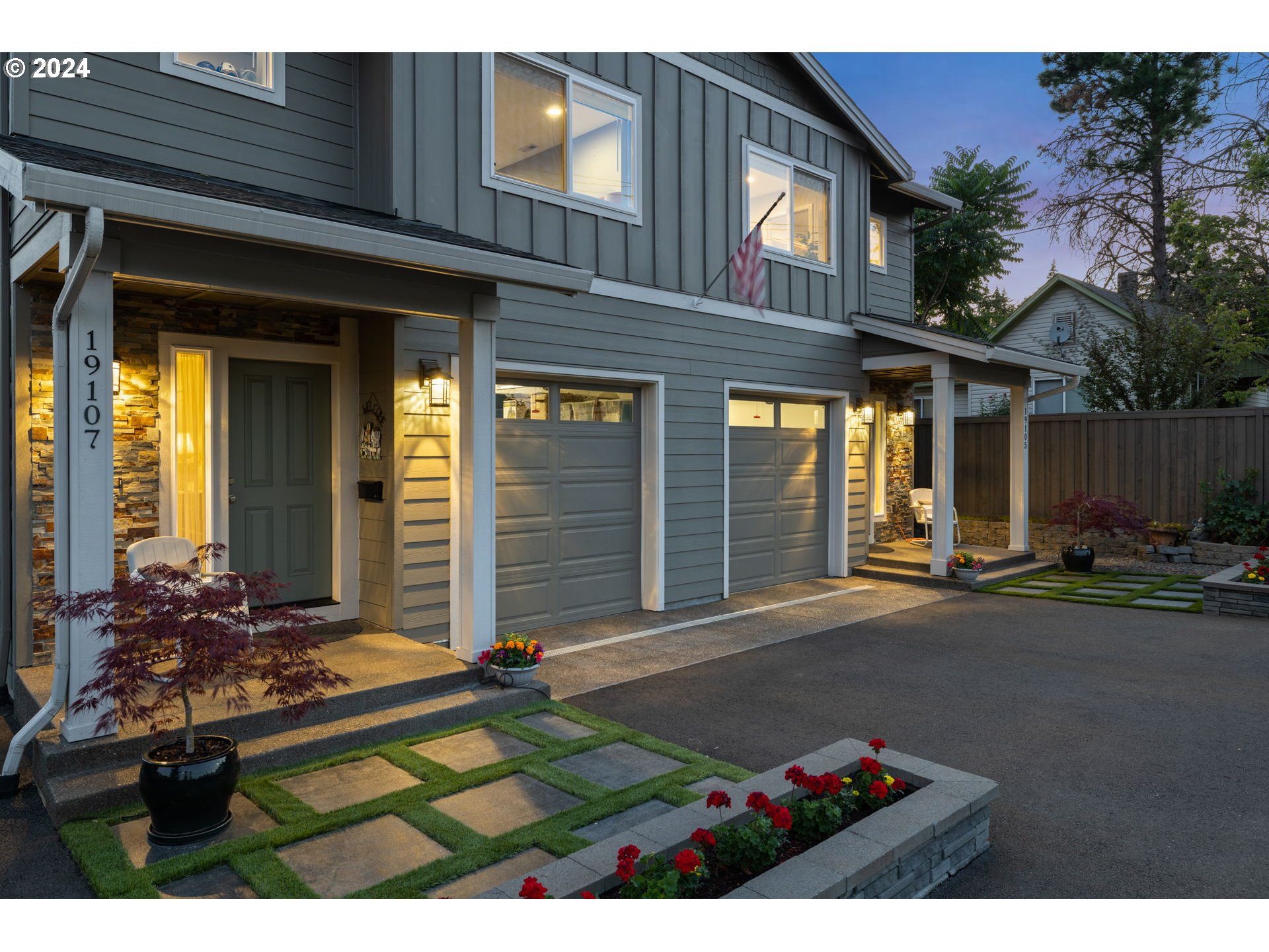 19105 19107 SE OATFIELD RD