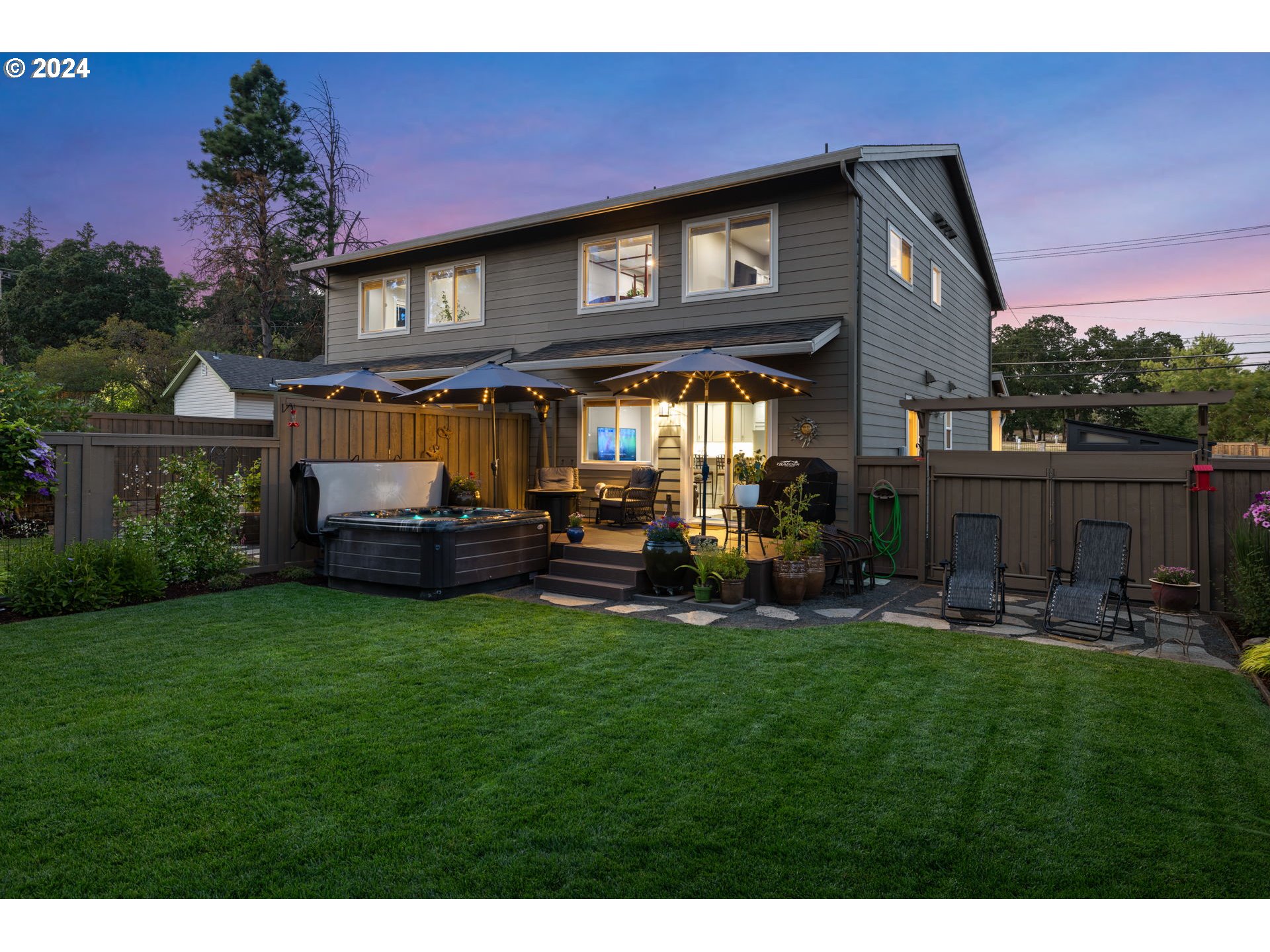 19105 19107 SE OATFIELD RD