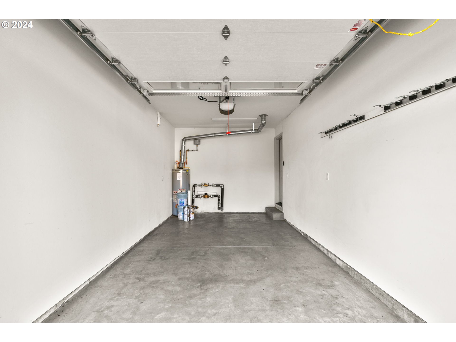 19105 19107 SE OATFIELD RD