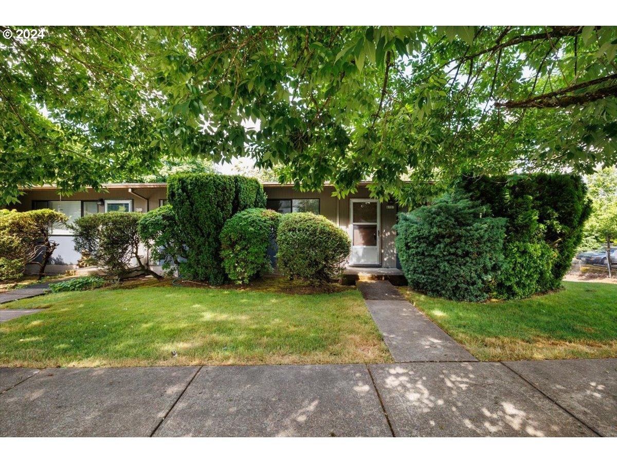 8707 SW TERWILLIGER BLVD