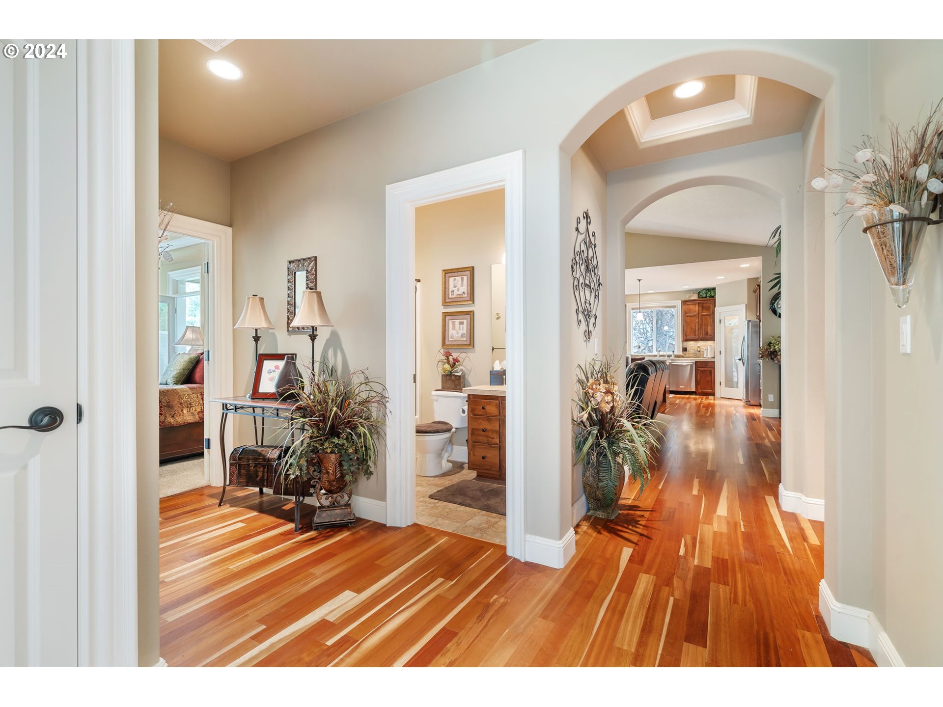 12425 ROGUE RIVER WAY