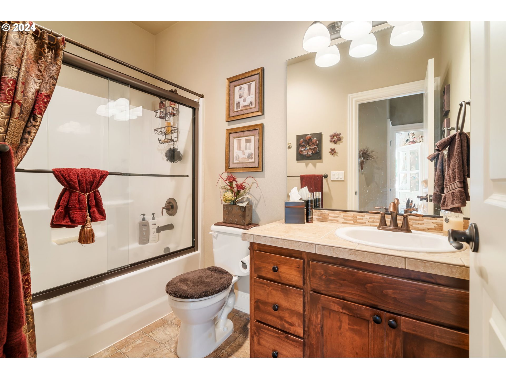 12425 ROGUE RIVER WAY