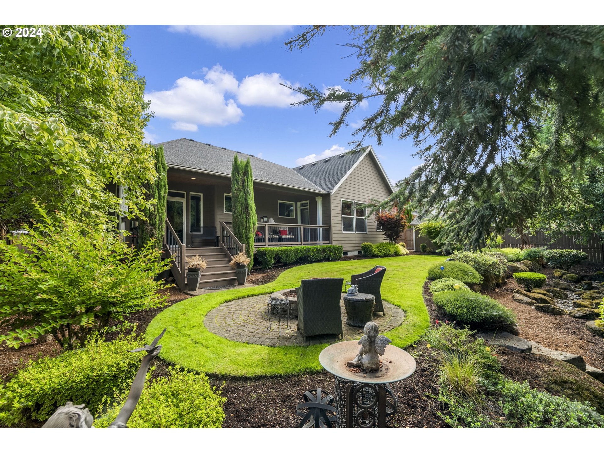 12425 ROGUE RIVER WAY