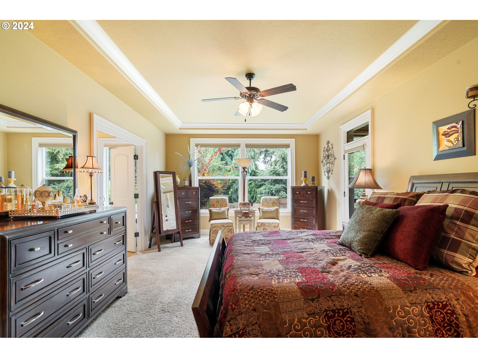 12425 ROGUE RIVER WAY