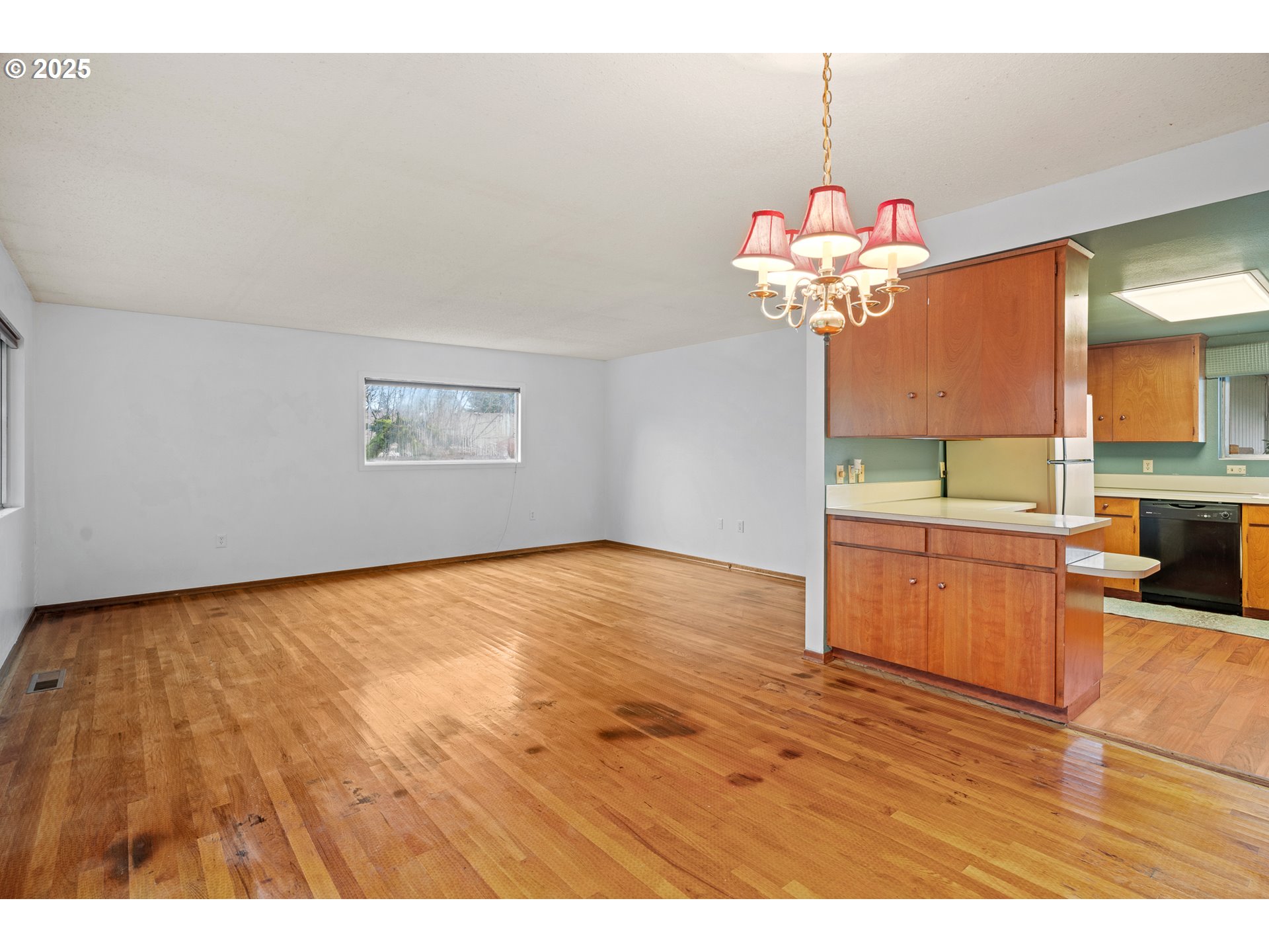 16570 SW ROYALTY PKWY