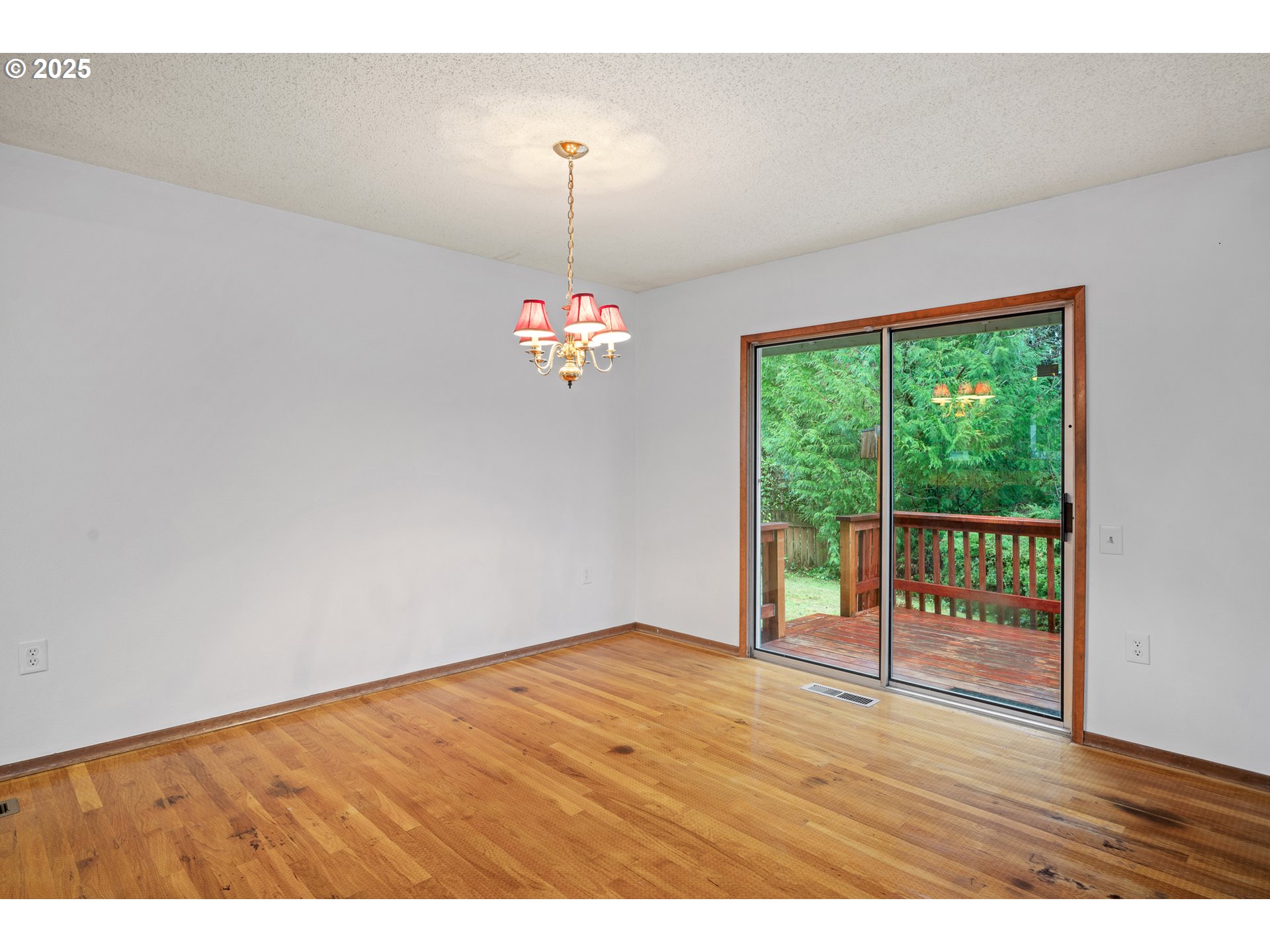 16570 SW ROYALTY PKWY