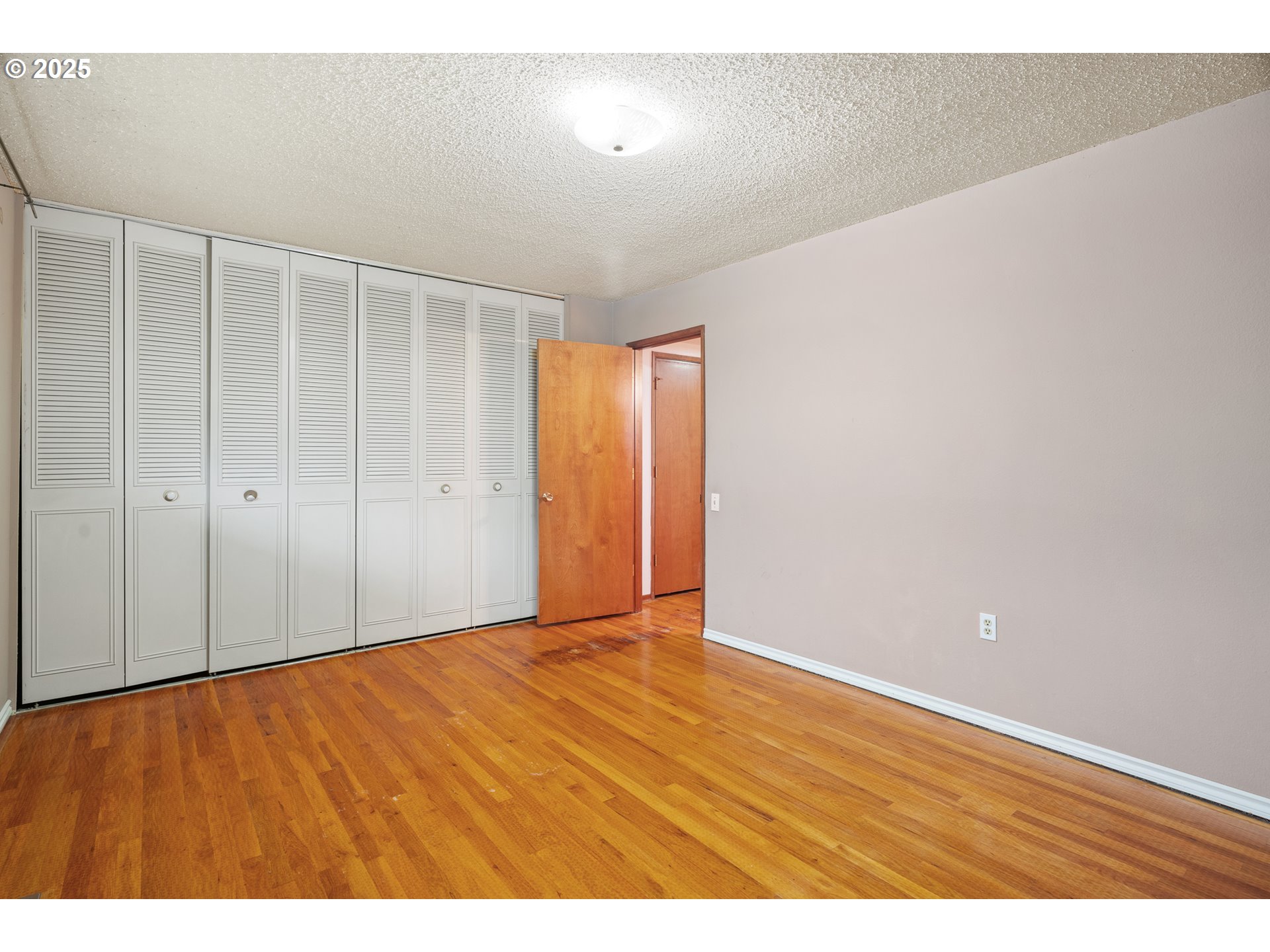 16570 SW ROYALTY PKWY