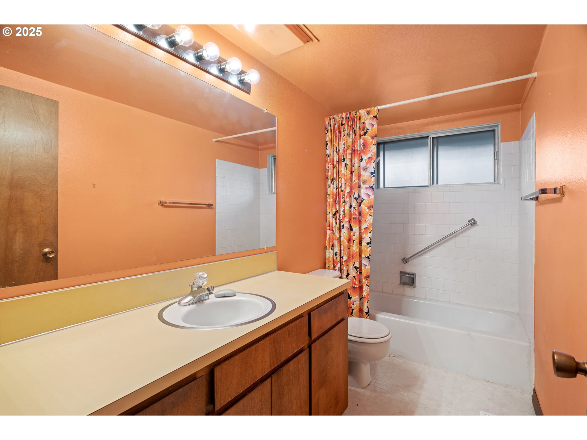 16570 SW ROYALTY PKWY