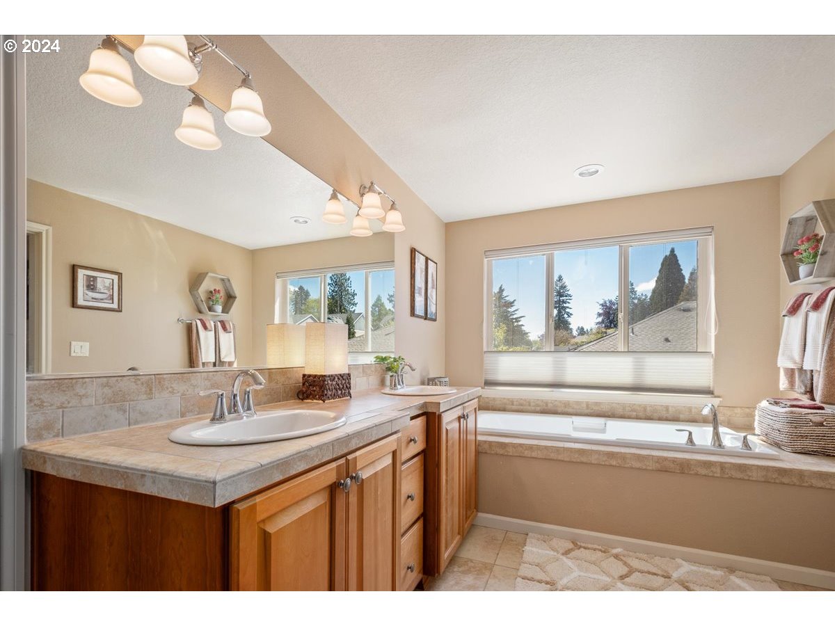 13294 SW ALPINE VIEW DR