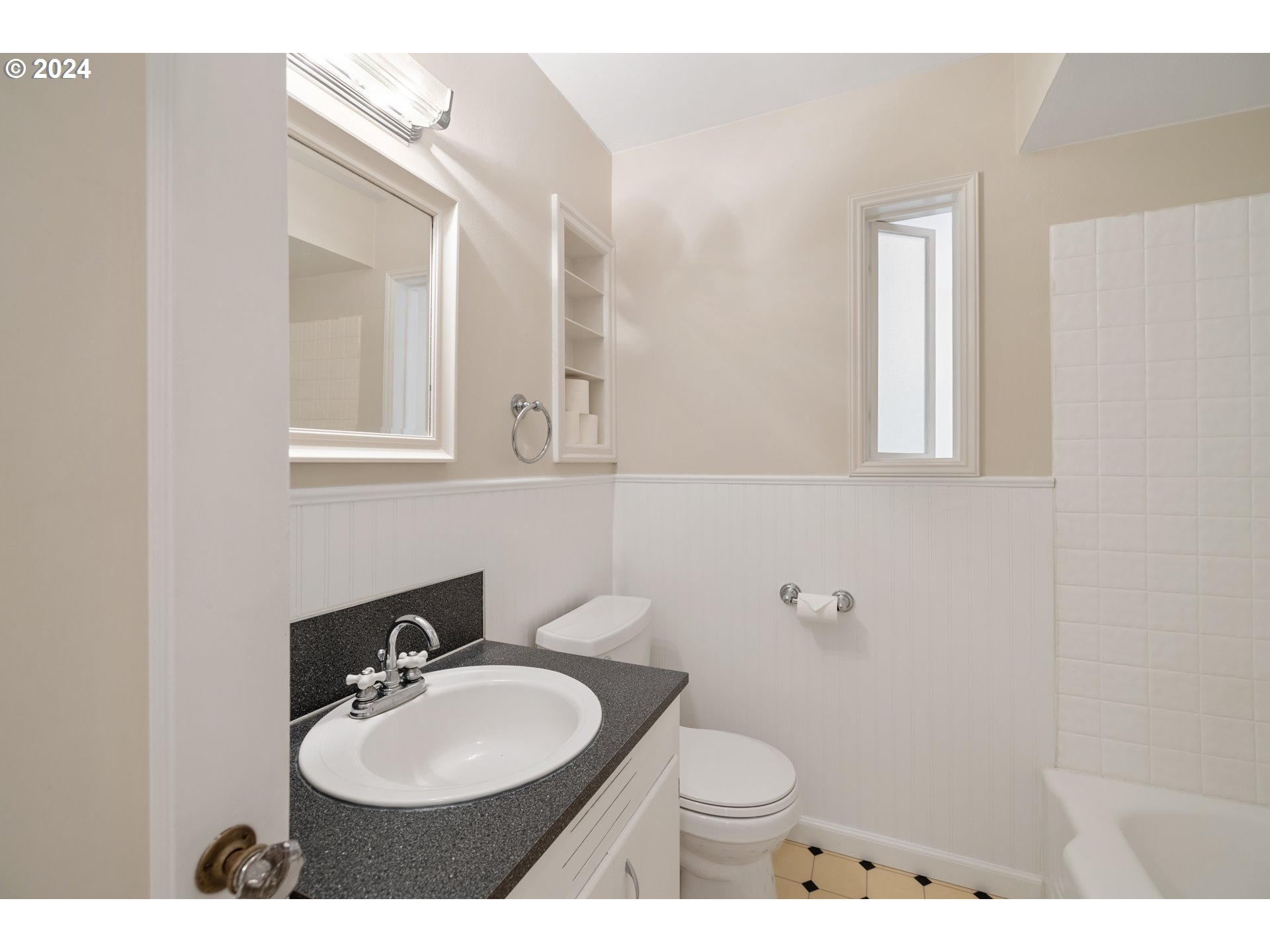 13710 NW MILL CREEK DR