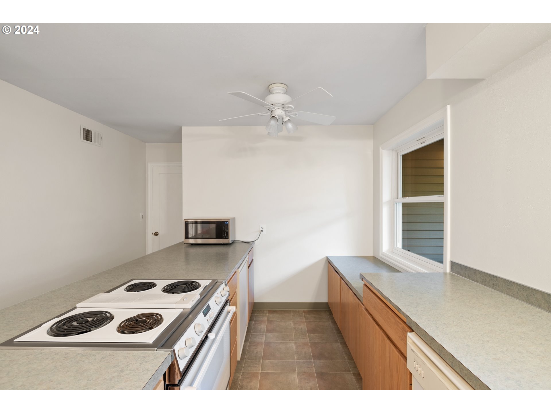 13710 NW MILL CREEK DR