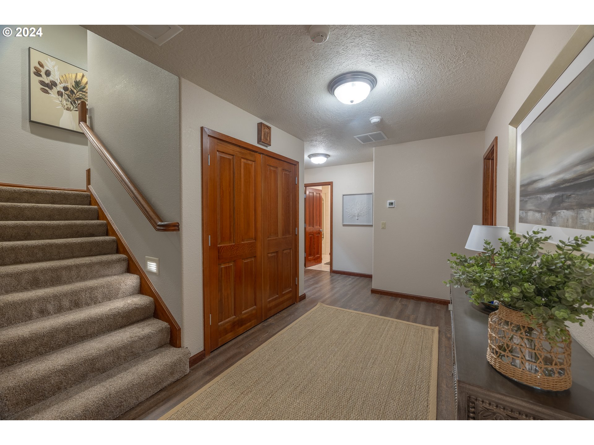 1204 NE Harbor Ridge