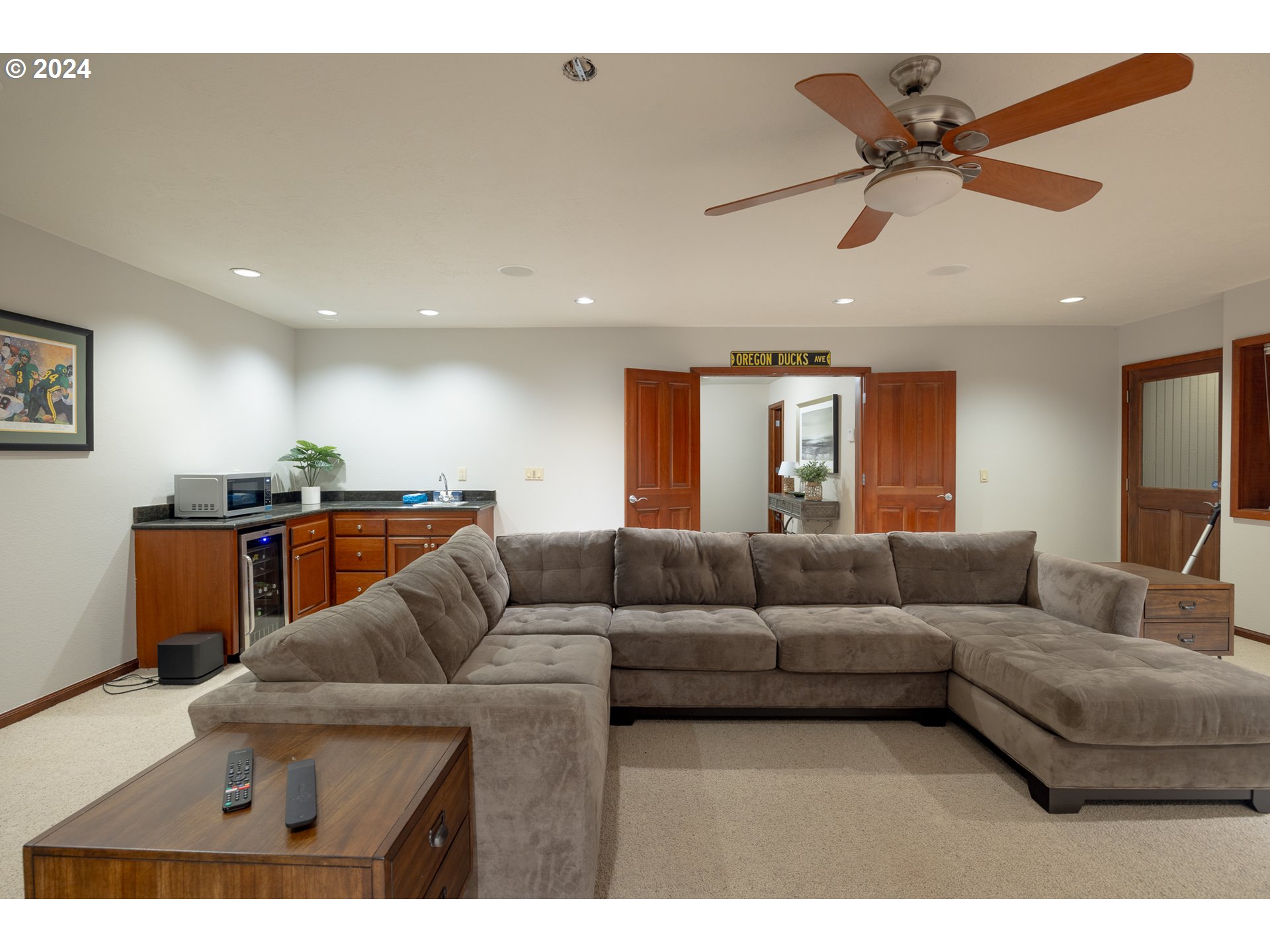 1204 NE Harbor Ridge