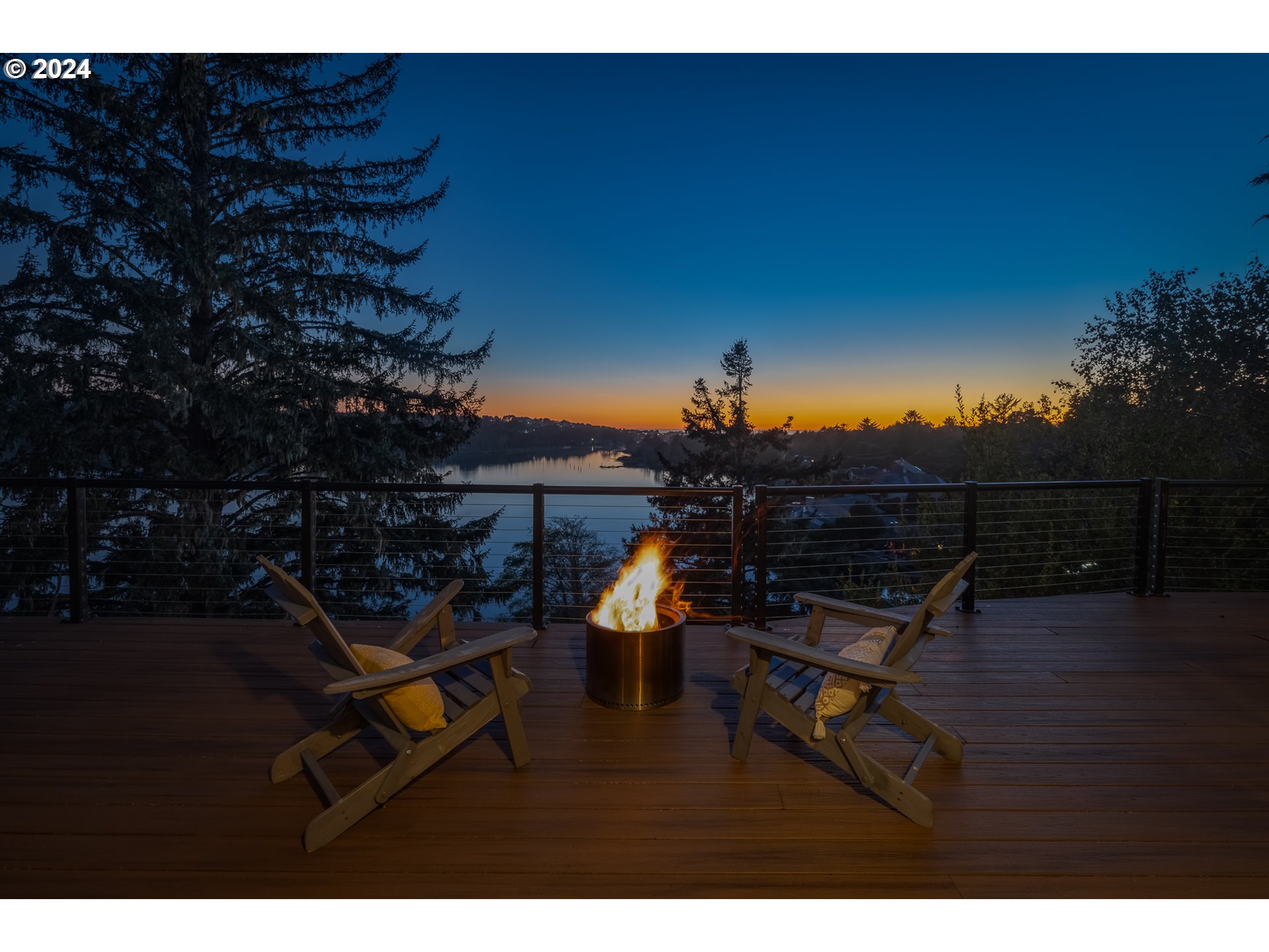 1204 NE Harbor Ridge