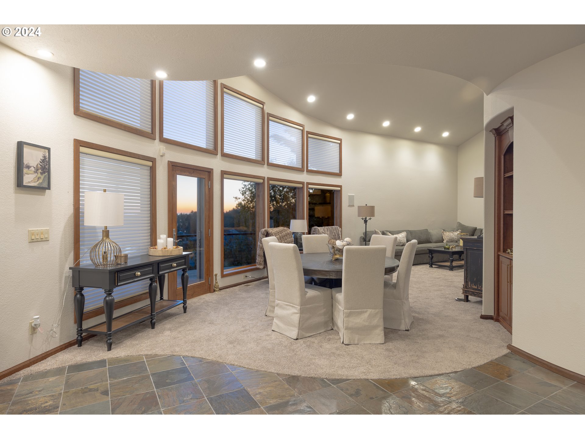 1204 NE Harbor Ridge