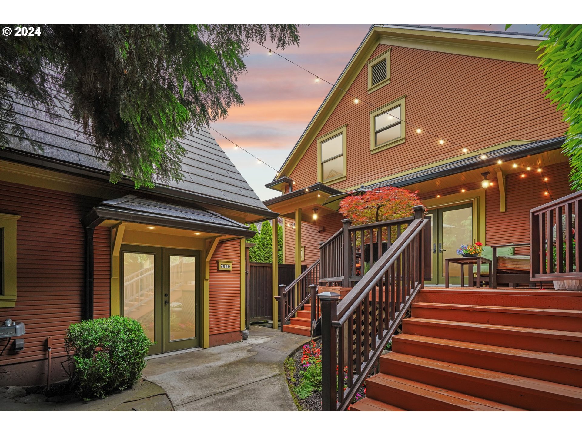 2840 NE EVERETT ST