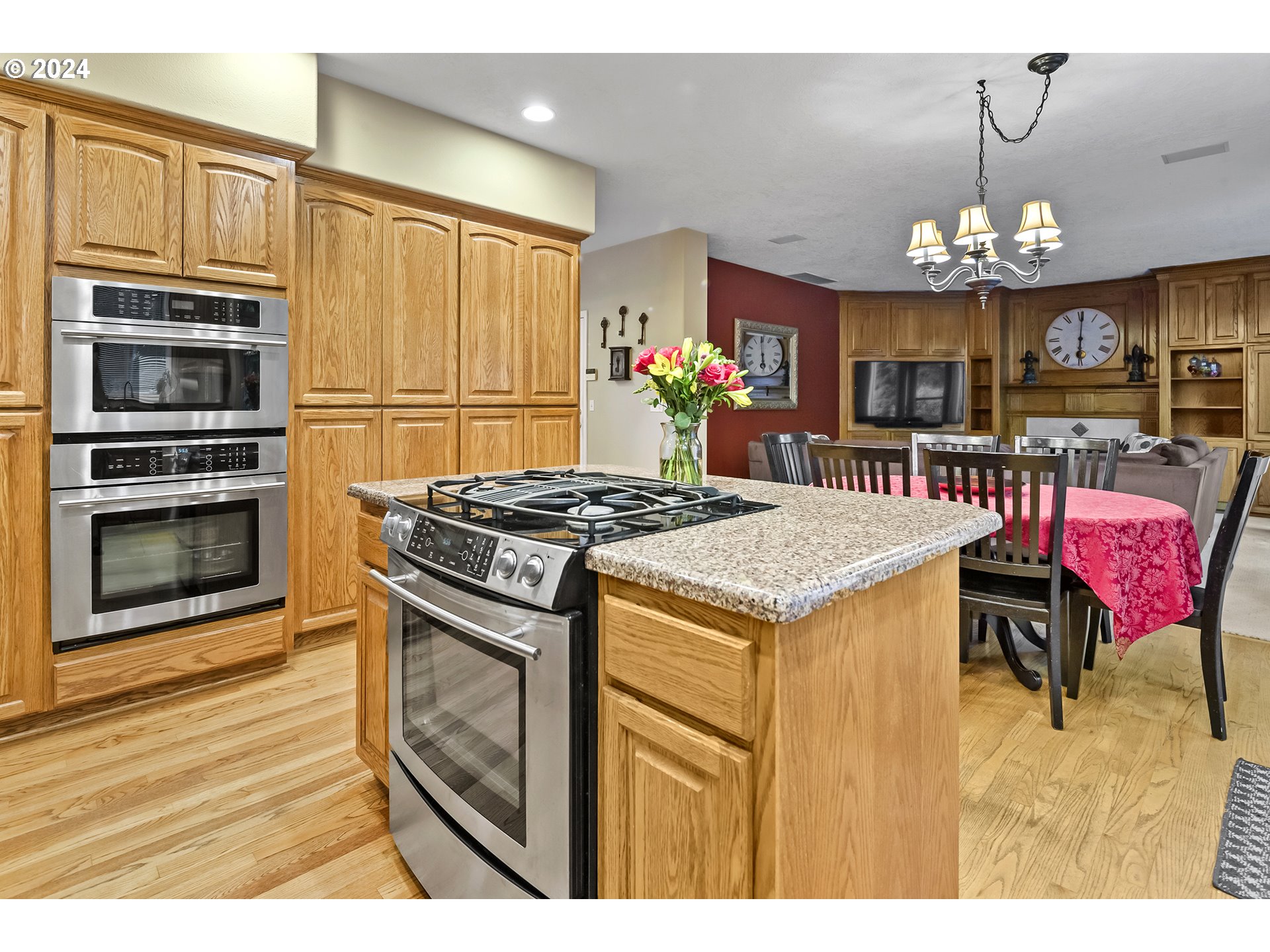 15994 SE ORCHARD VIEW LN