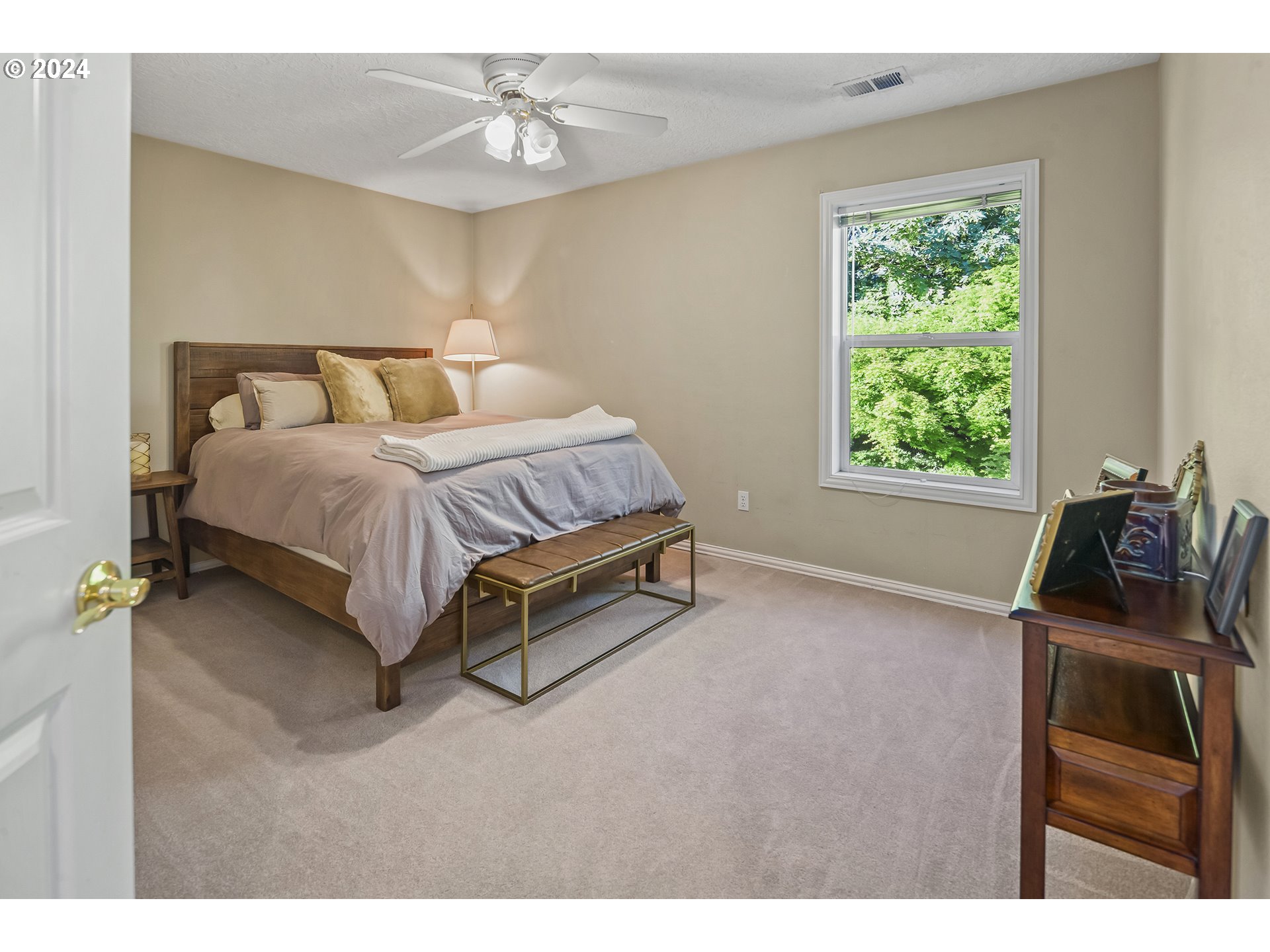 15994 SE ORCHARD VIEW LN