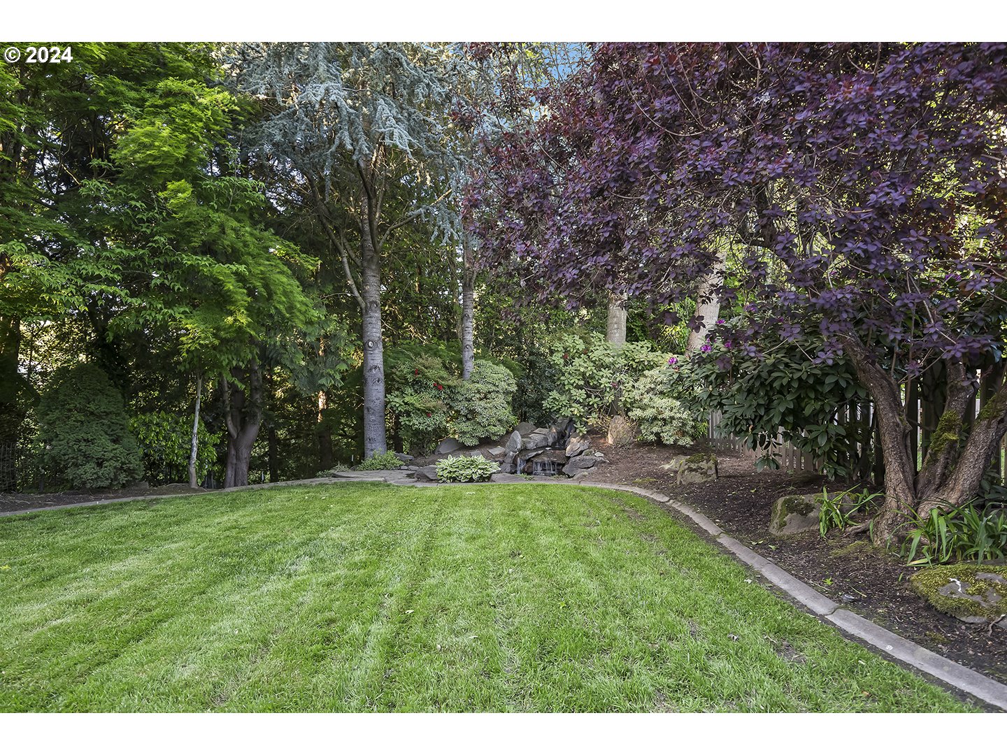 15994 SE ORCHARD VIEW LN