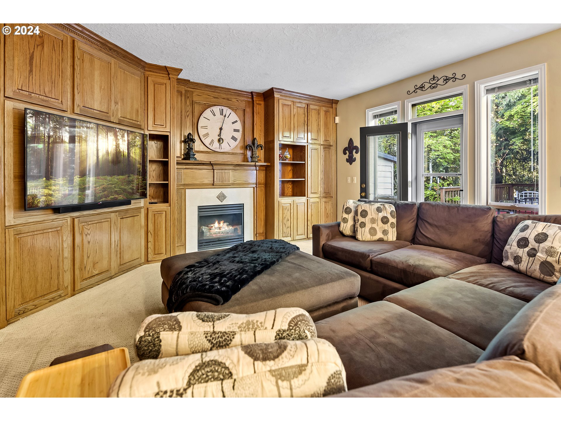 15994 SE ORCHARD VIEW LN