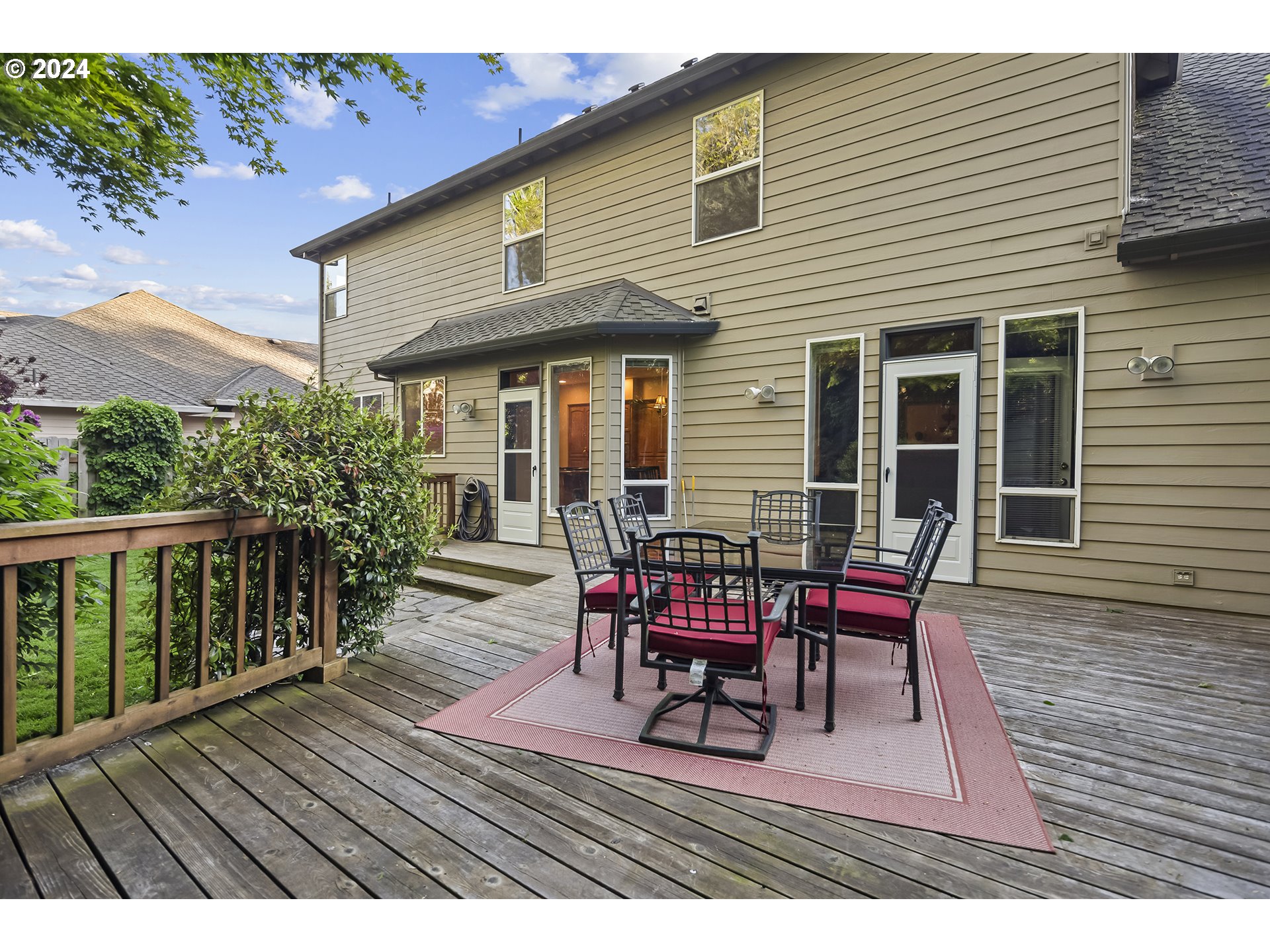 15994 SE ORCHARD VIEW LN