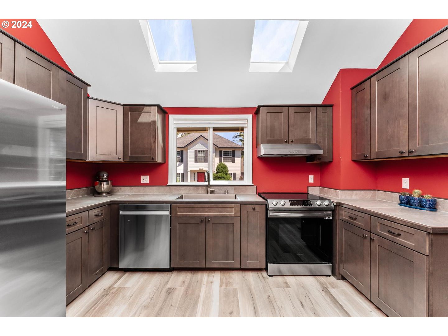 15235 SW DIVISION ST