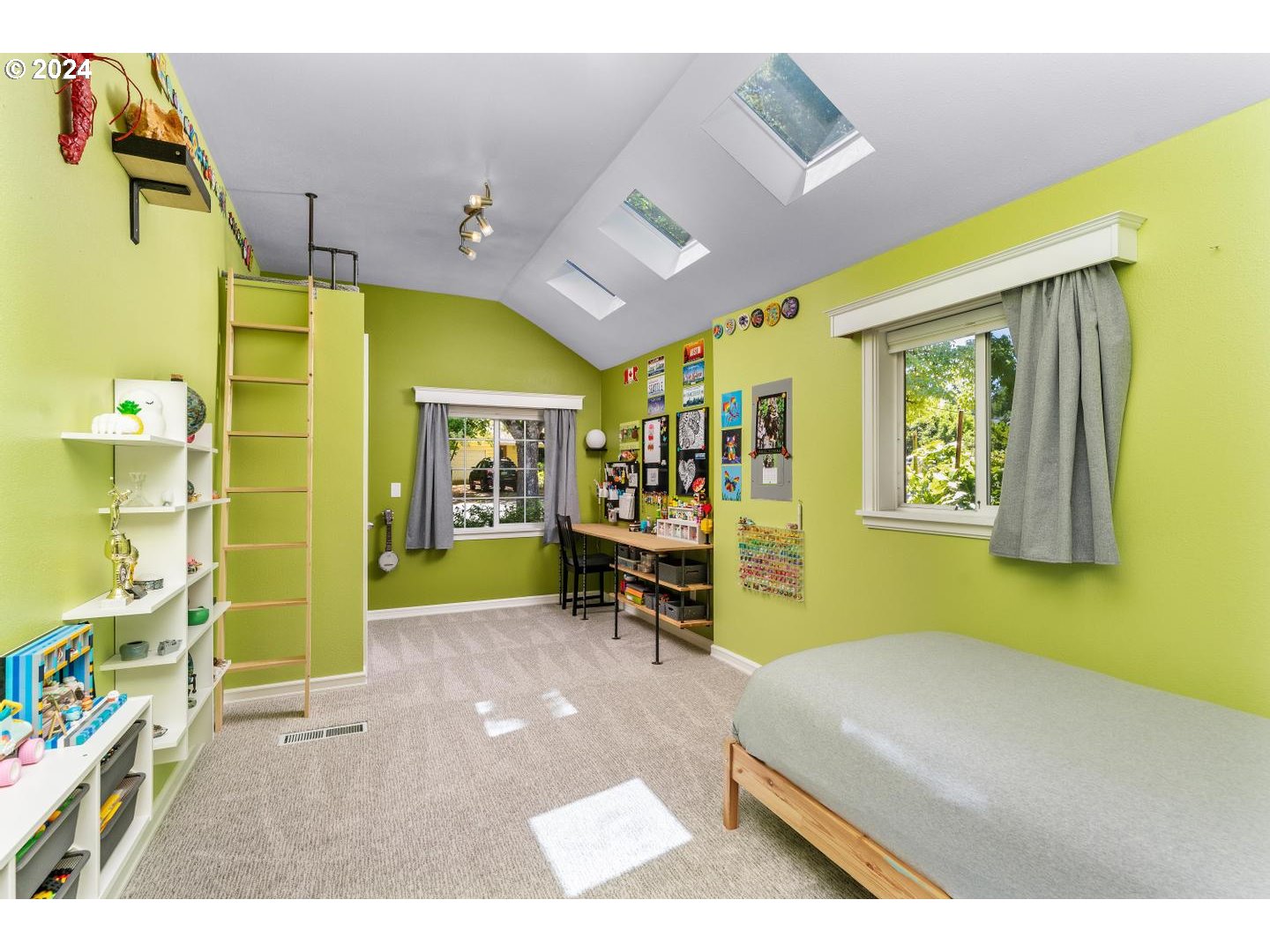 15235 SW DIVISION ST