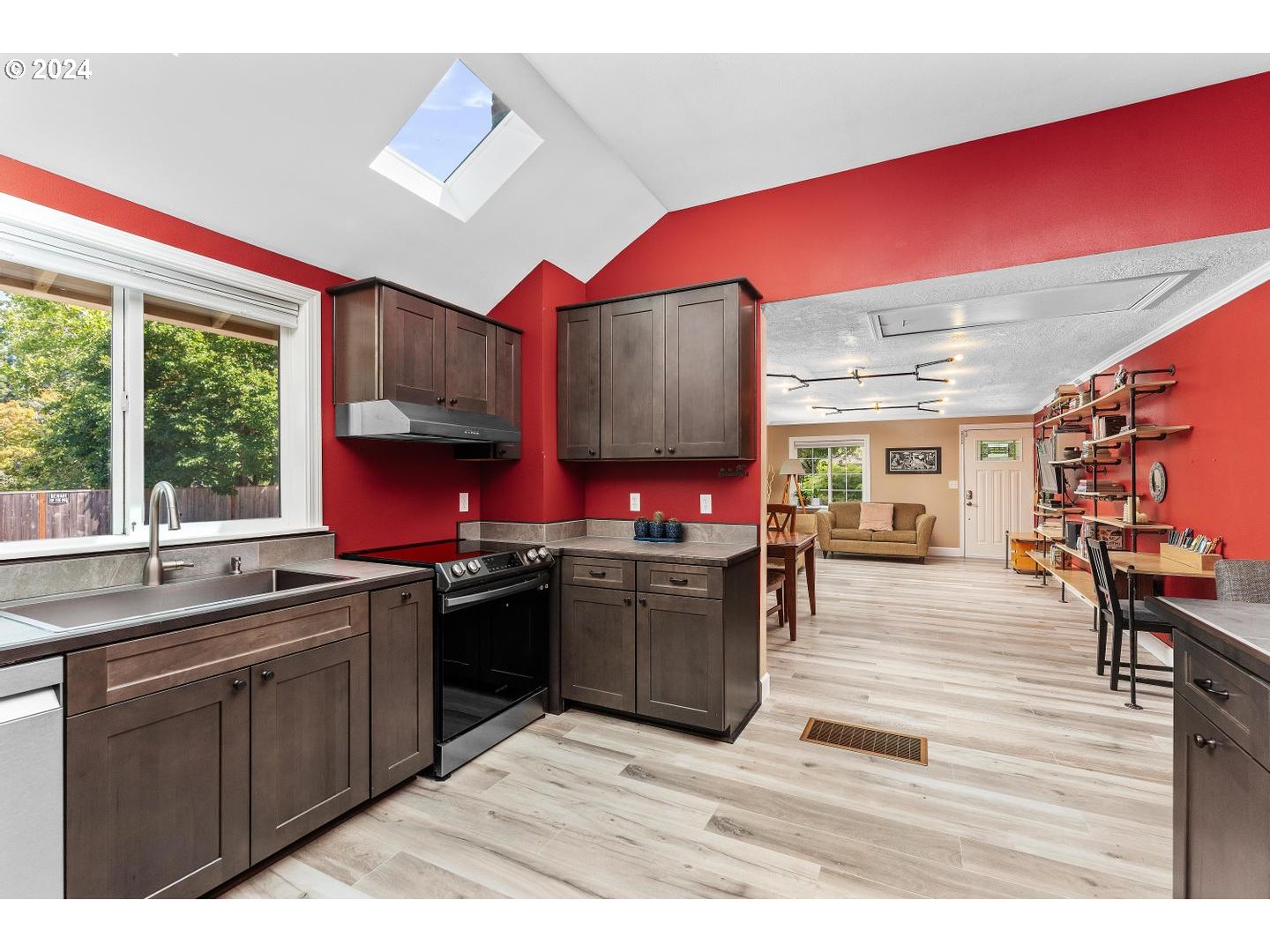 15235 SW DIVISION ST