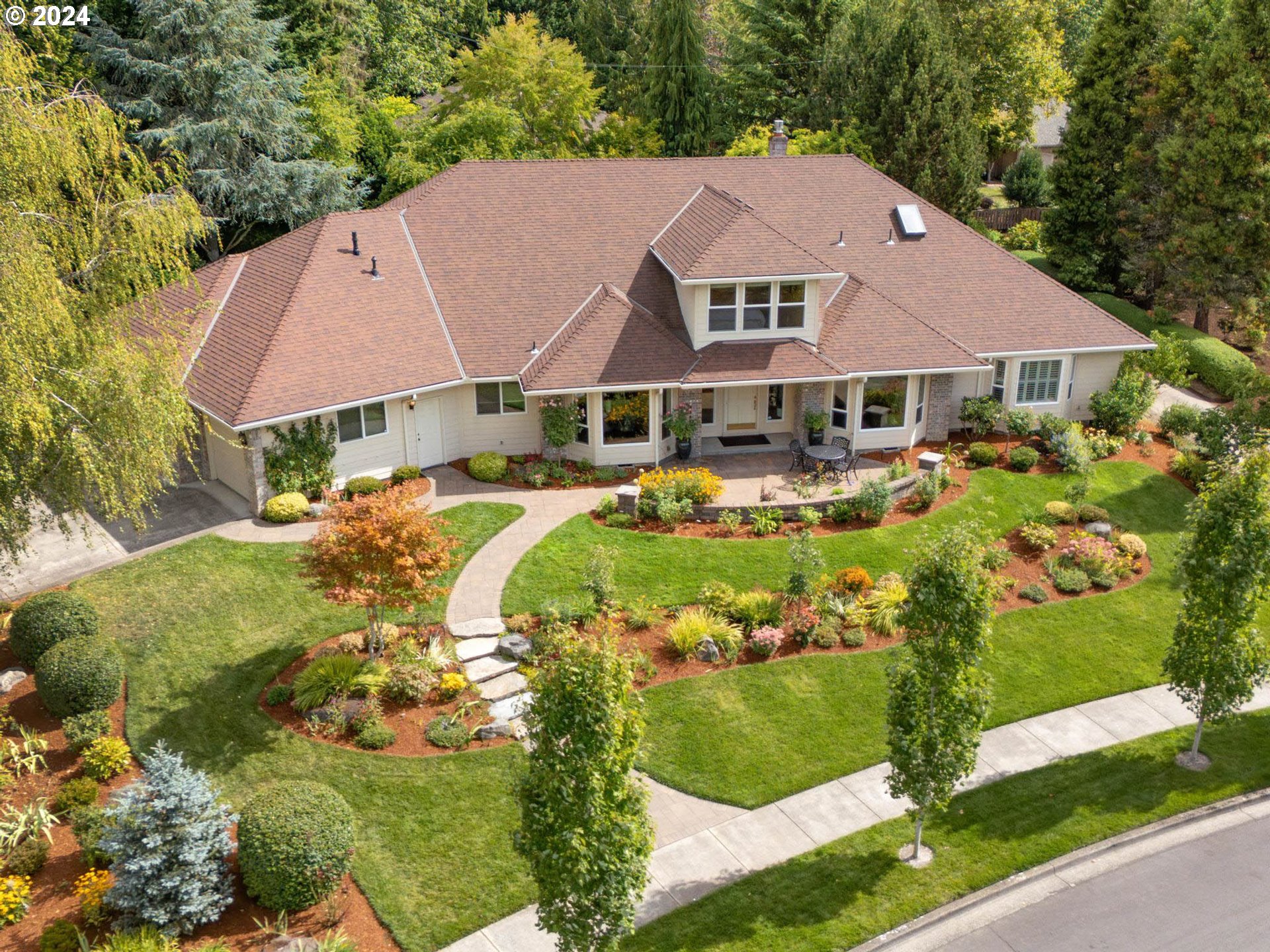 3340 NE JACKSON ROAD LOOP