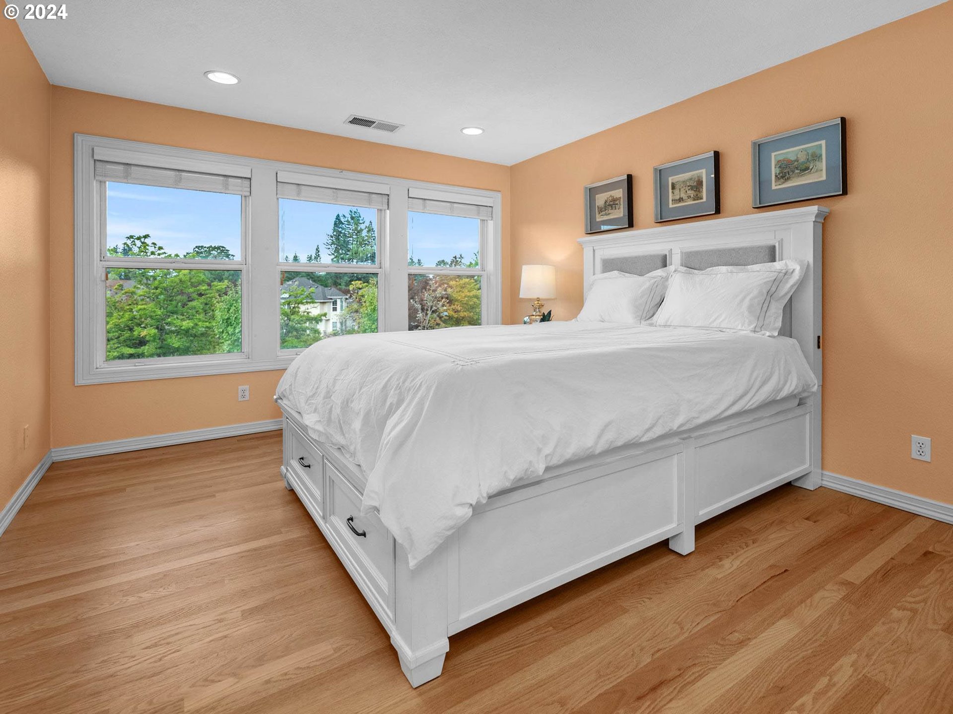 3340 NE JACKSON ROAD LOOP