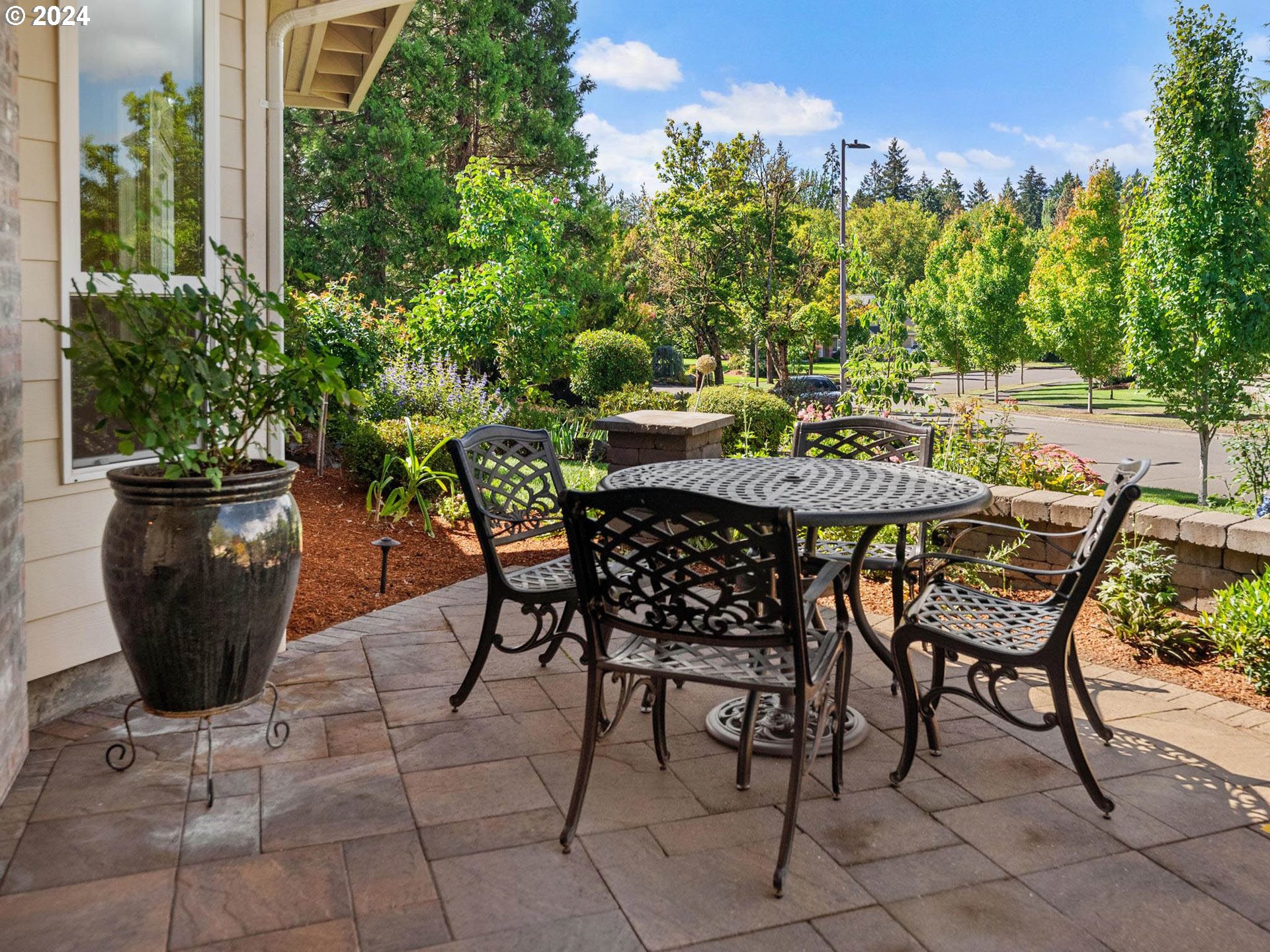 3340 NE JACKSON ROAD LOOP