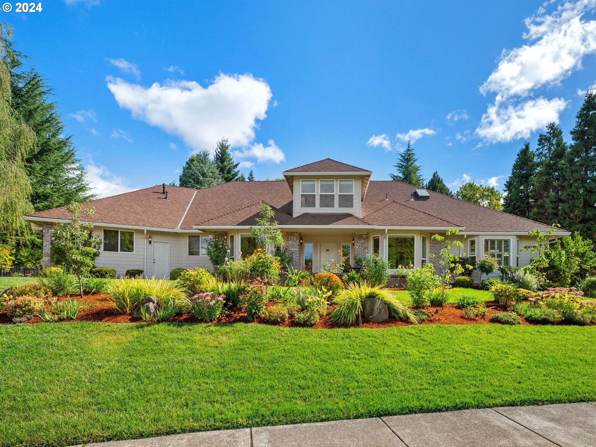 3340 NE JACKSON ROAD LOOP