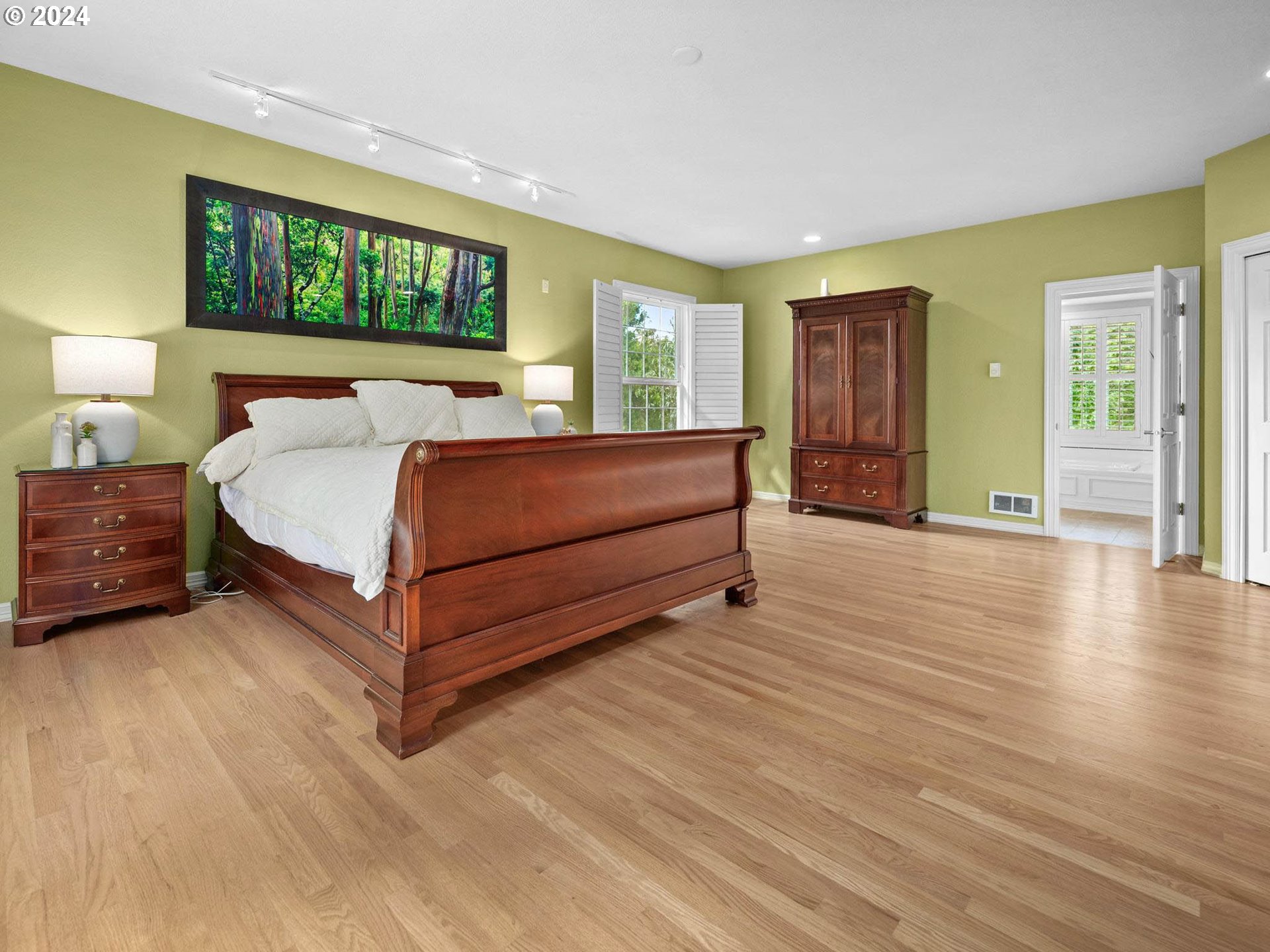 3340 NE JACKSON ROAD LOOP