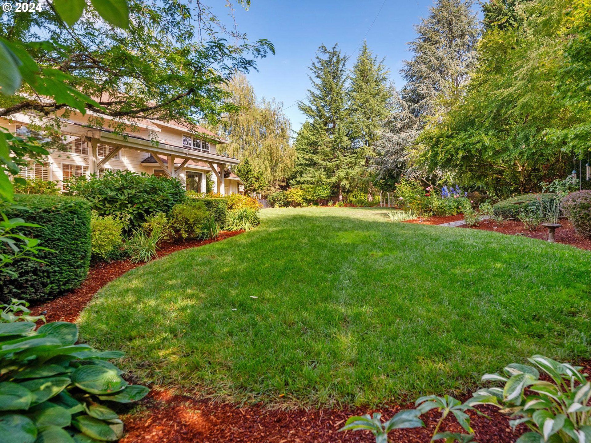 3340 NE JACKSON ROAD LOOP