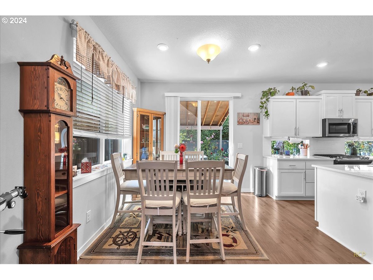 3907 SE CENTIFOLIA AVE