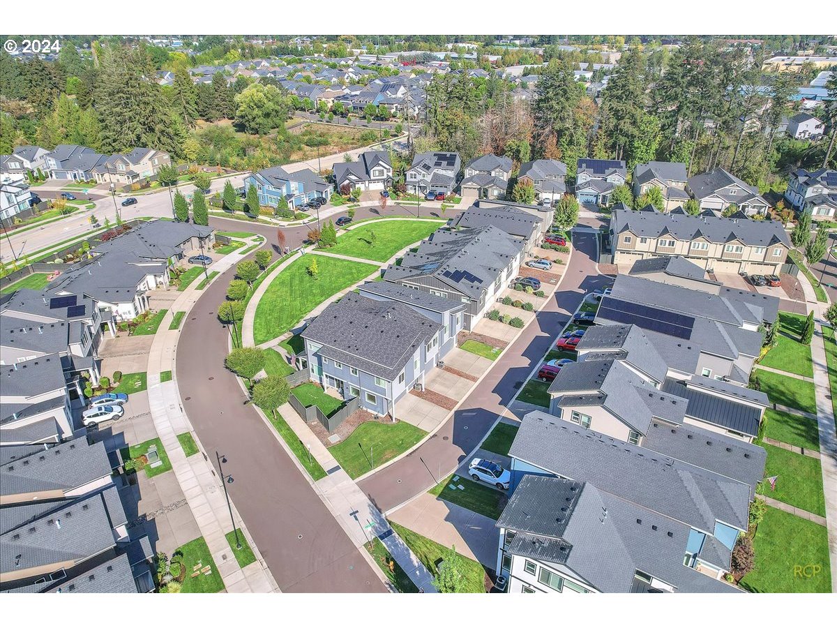 3907 SE CENTIFOLIA AVE