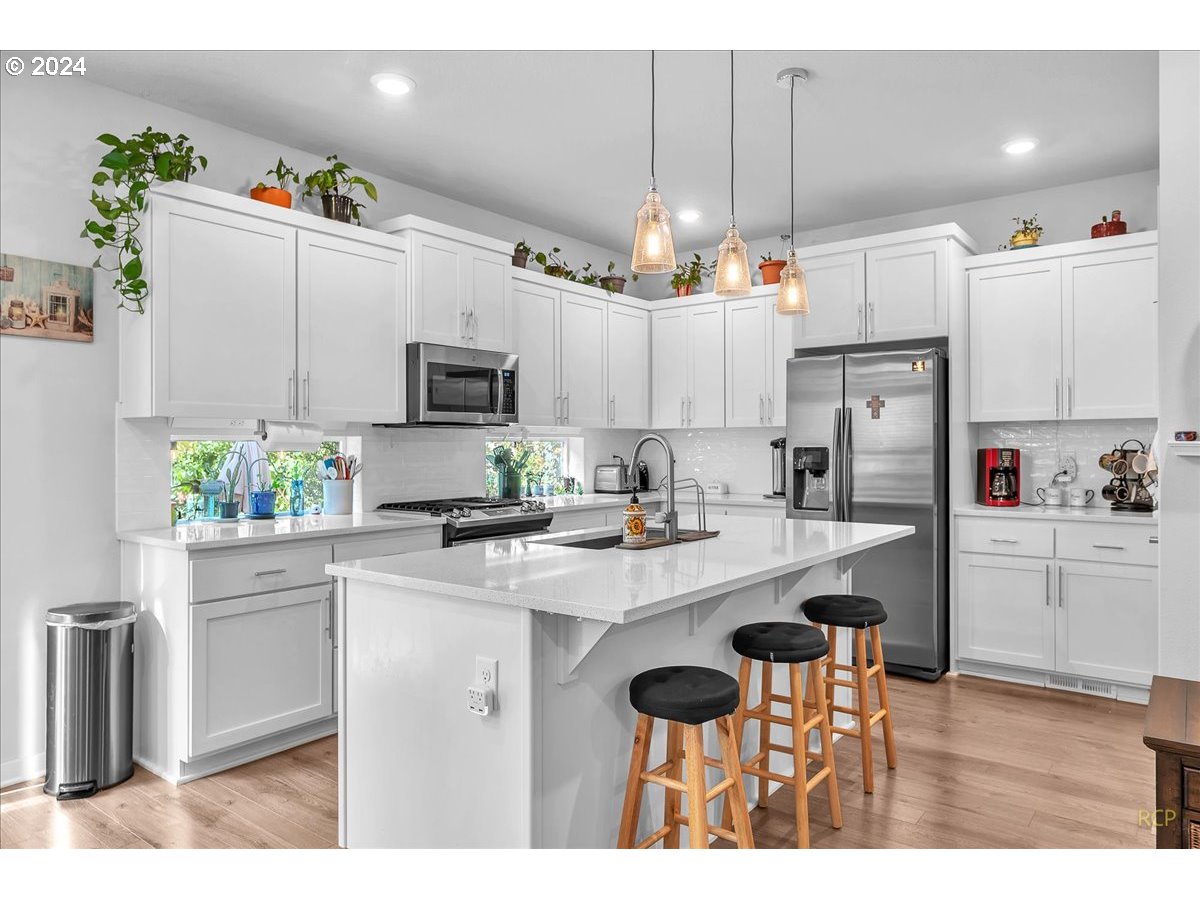 3907 SE CENTIFOLIA AVE