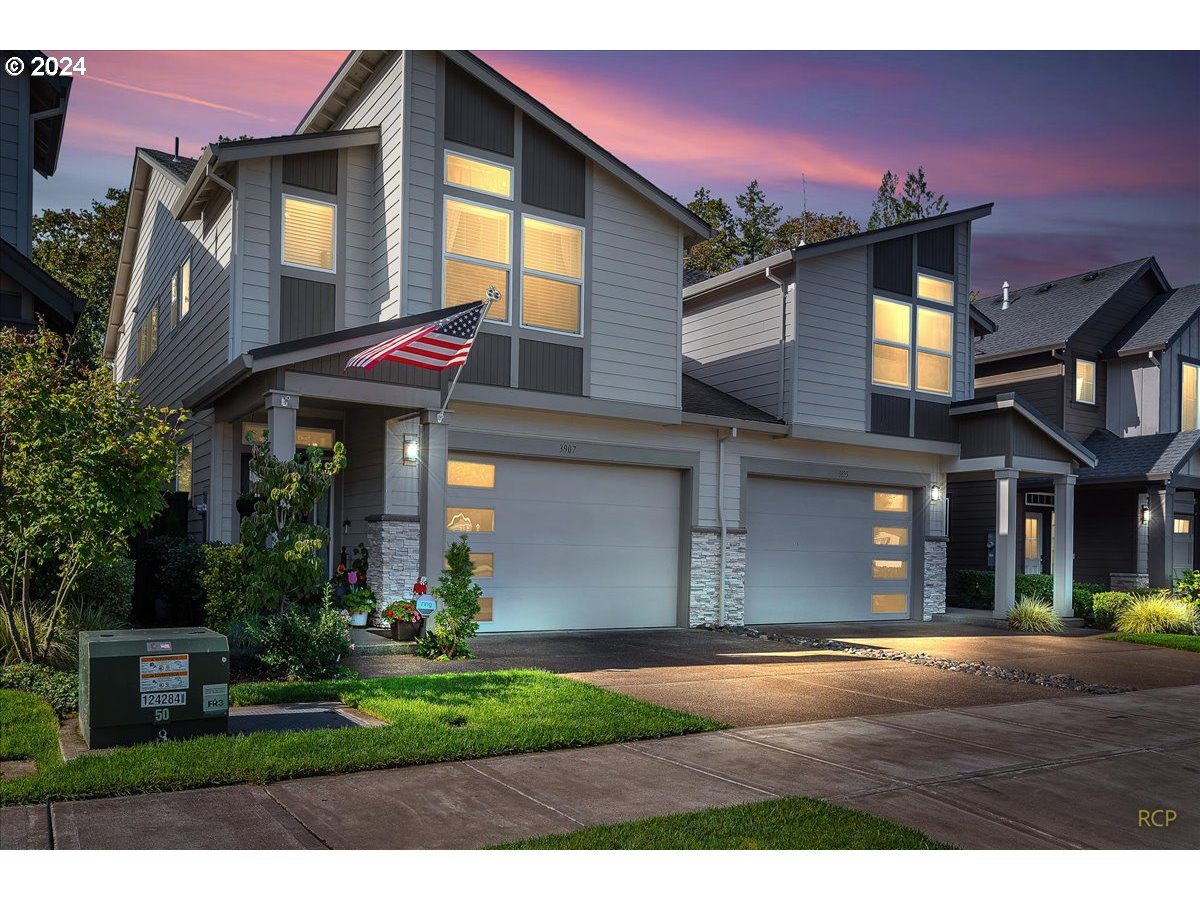 3907 SE CENTIFOLIA AVE