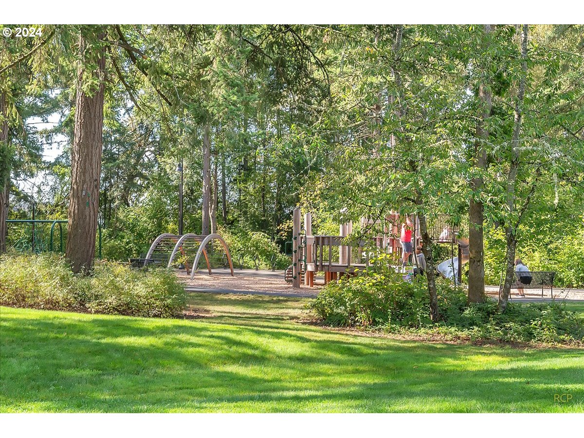 3907 SE CENTIFOLIA AVE