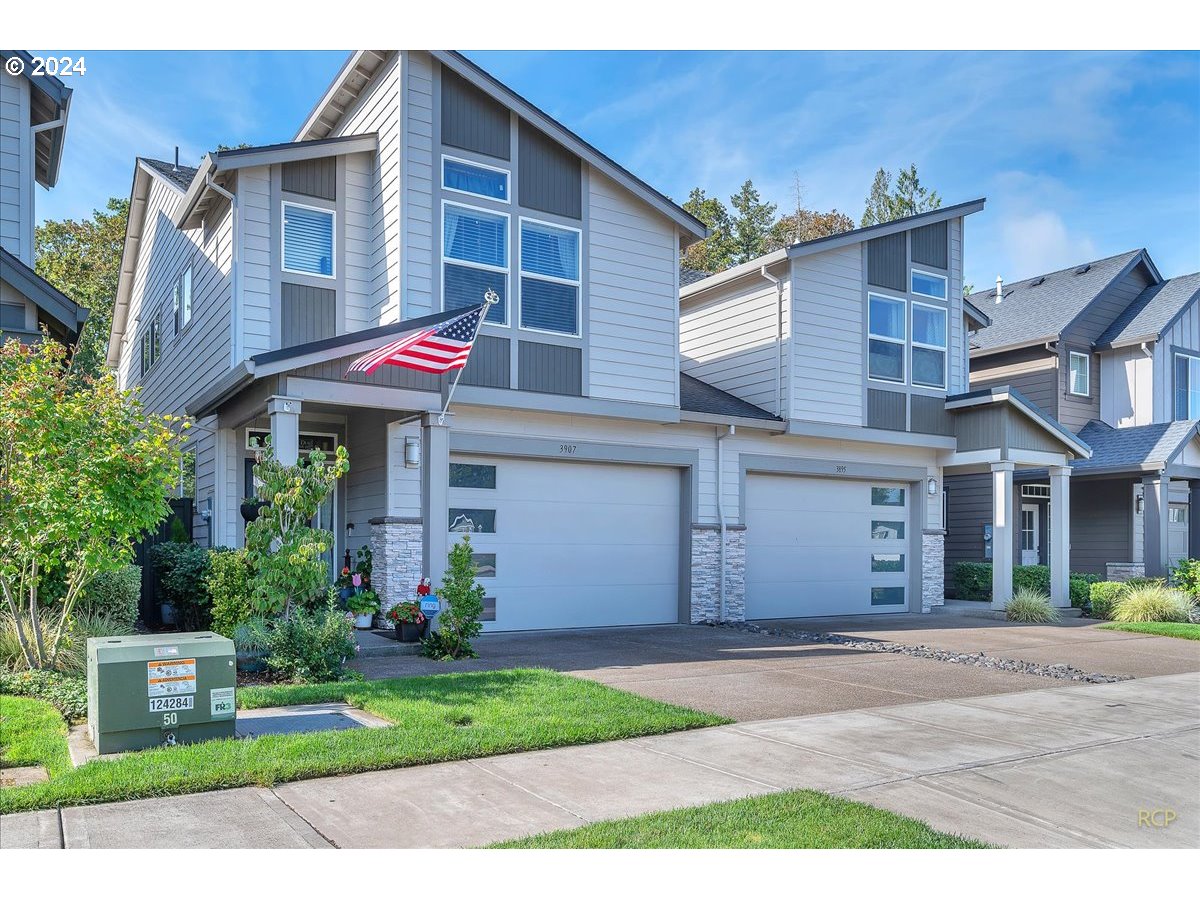 3907 SE CENTIFOLIA AVE