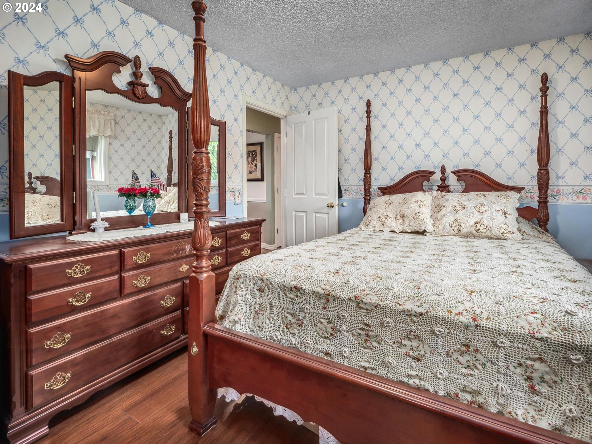 59970 WESTHILL RD, St. Helens