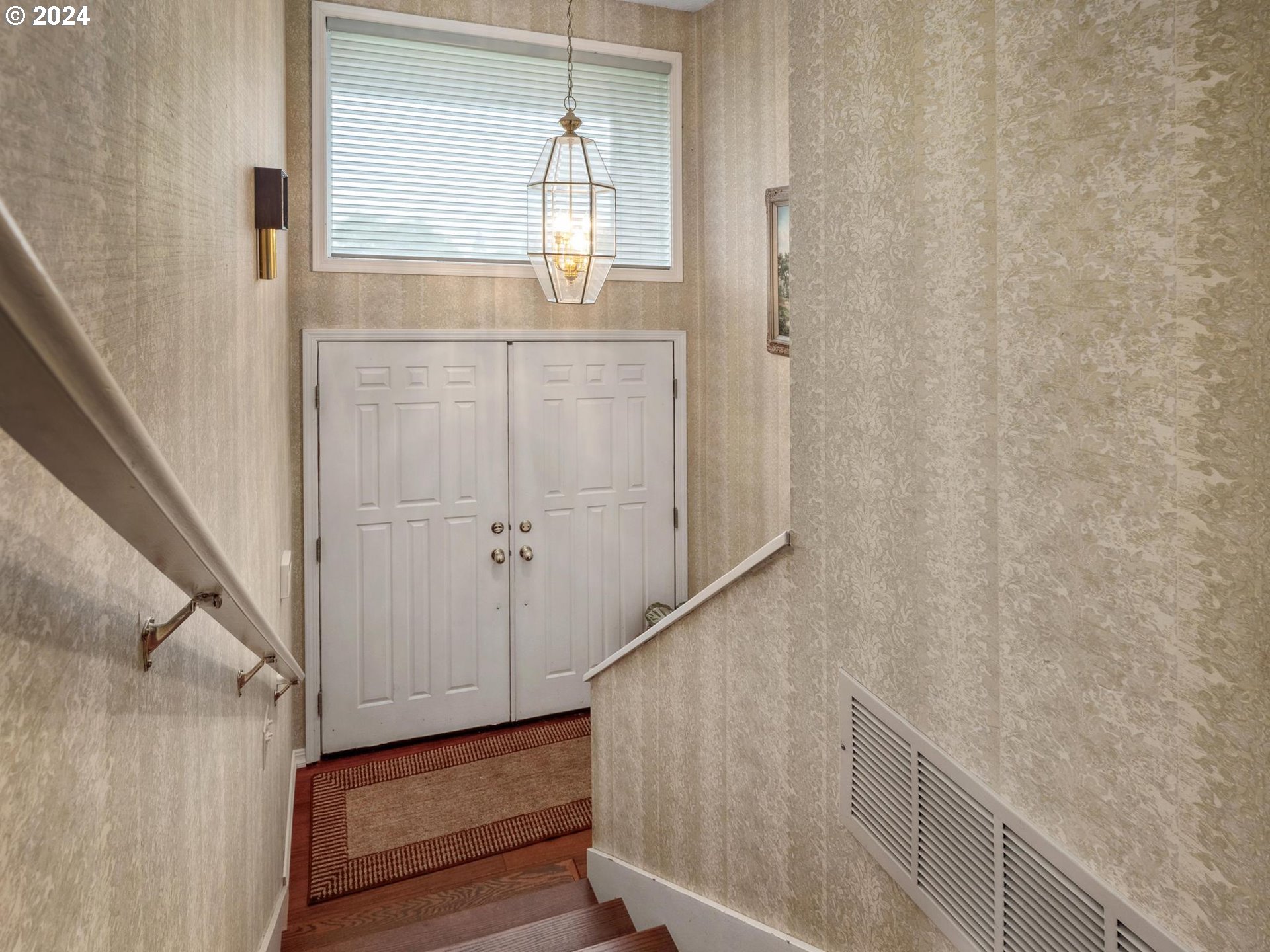 59970 WESTHILL RD, St. Helens