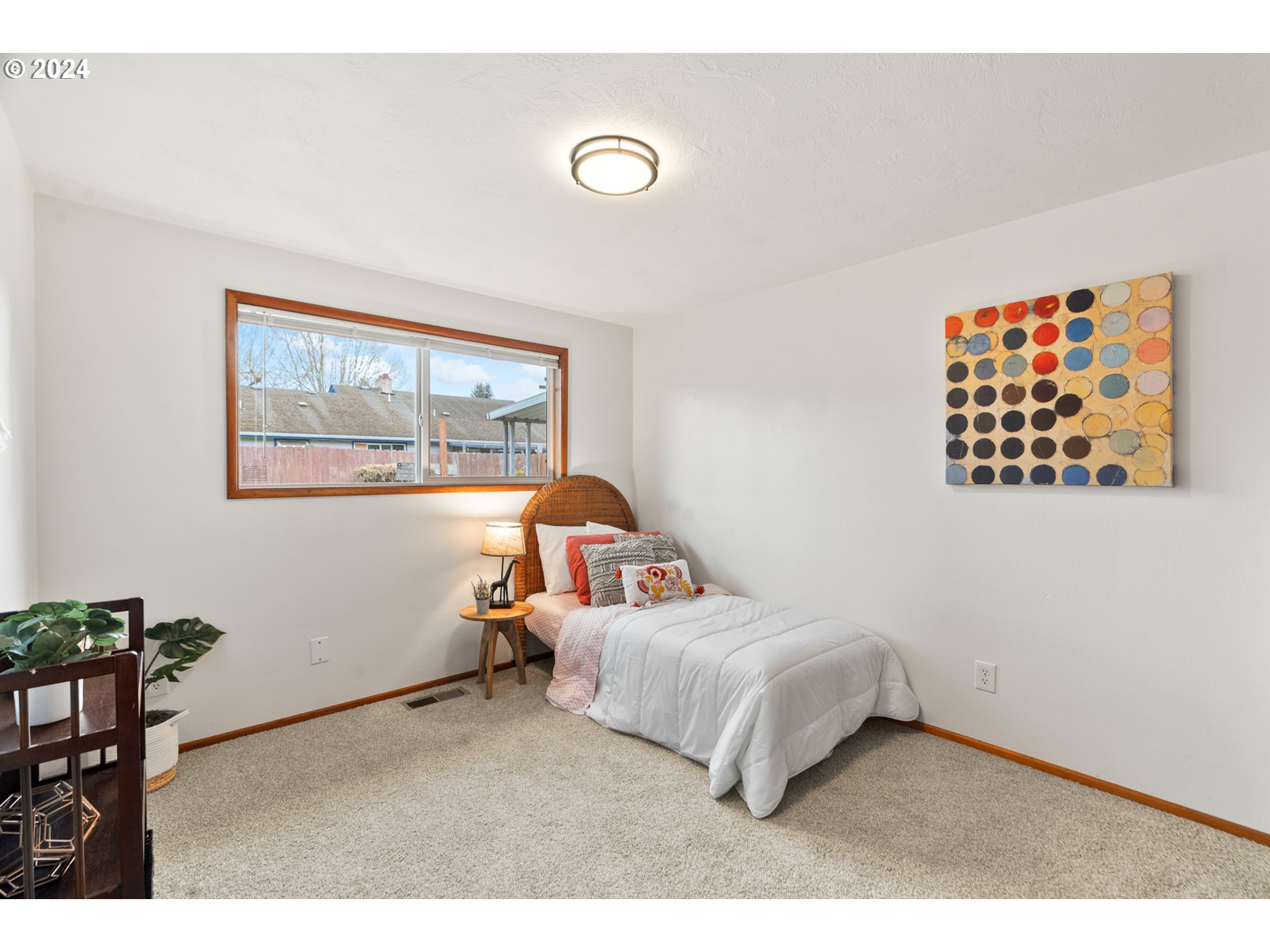 2532 HONEYSUCKLE WAY NE